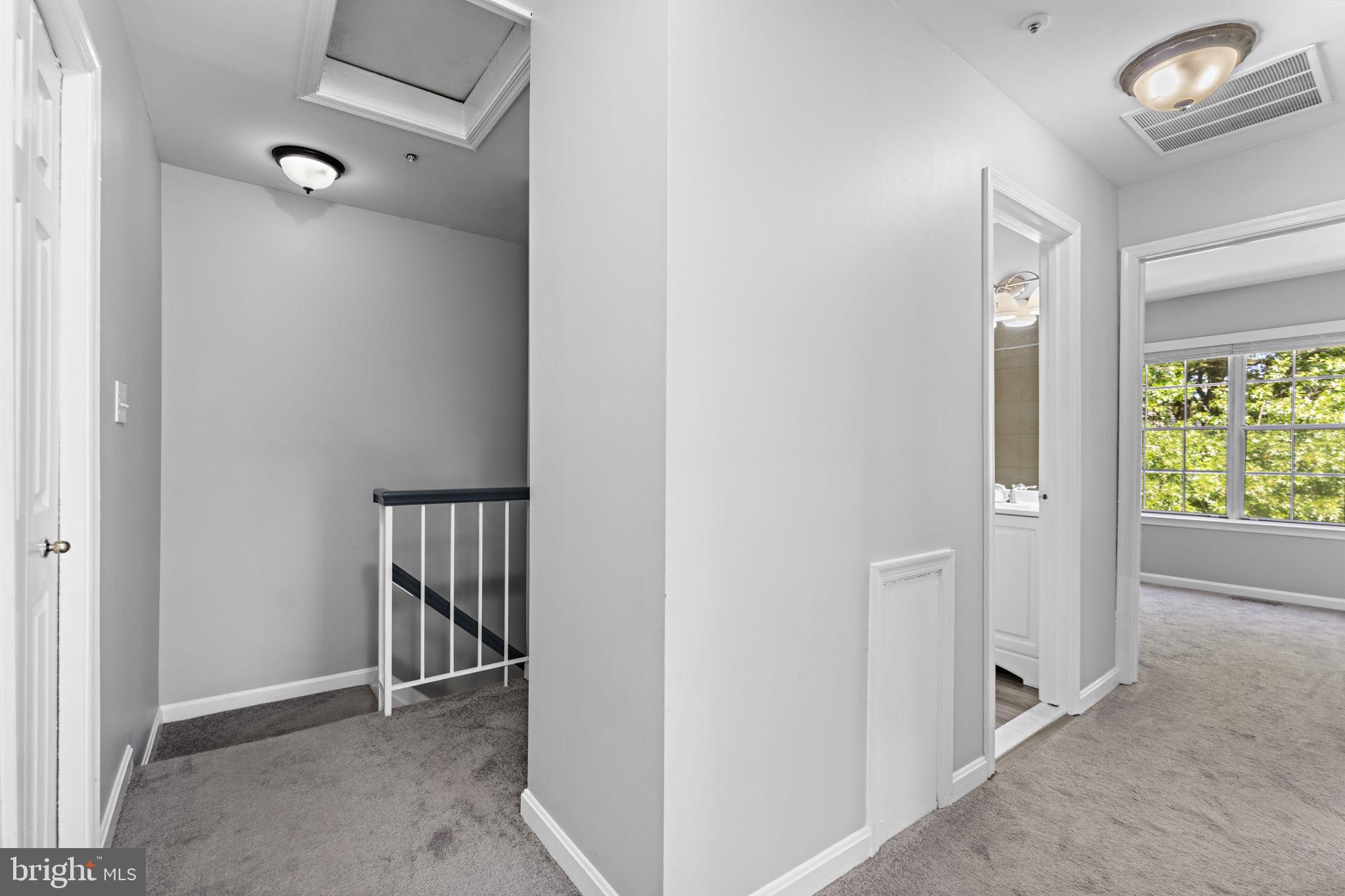 GLENSFORD CONDO - Residential Lease