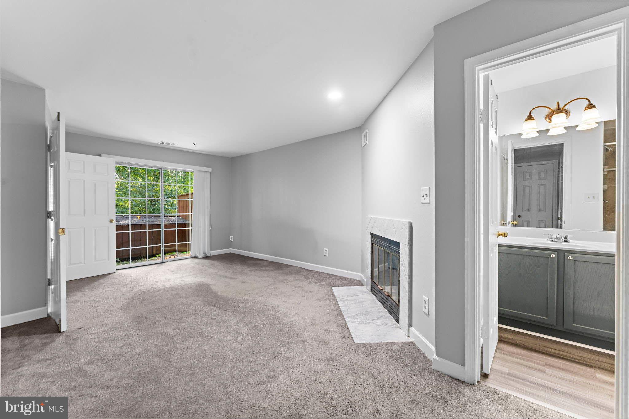 GLENSFORD CONDO - Residential Lease