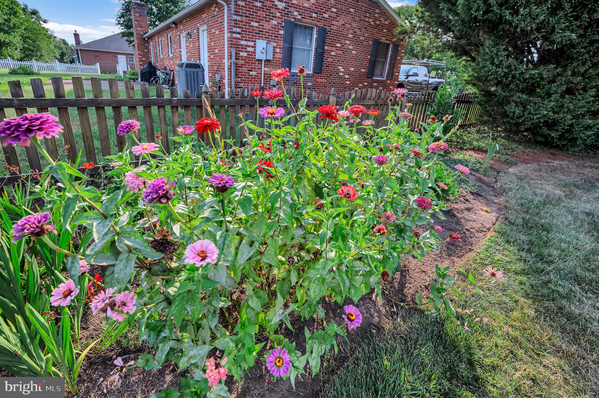 CLEARVIEW HEIGHTS - Residential