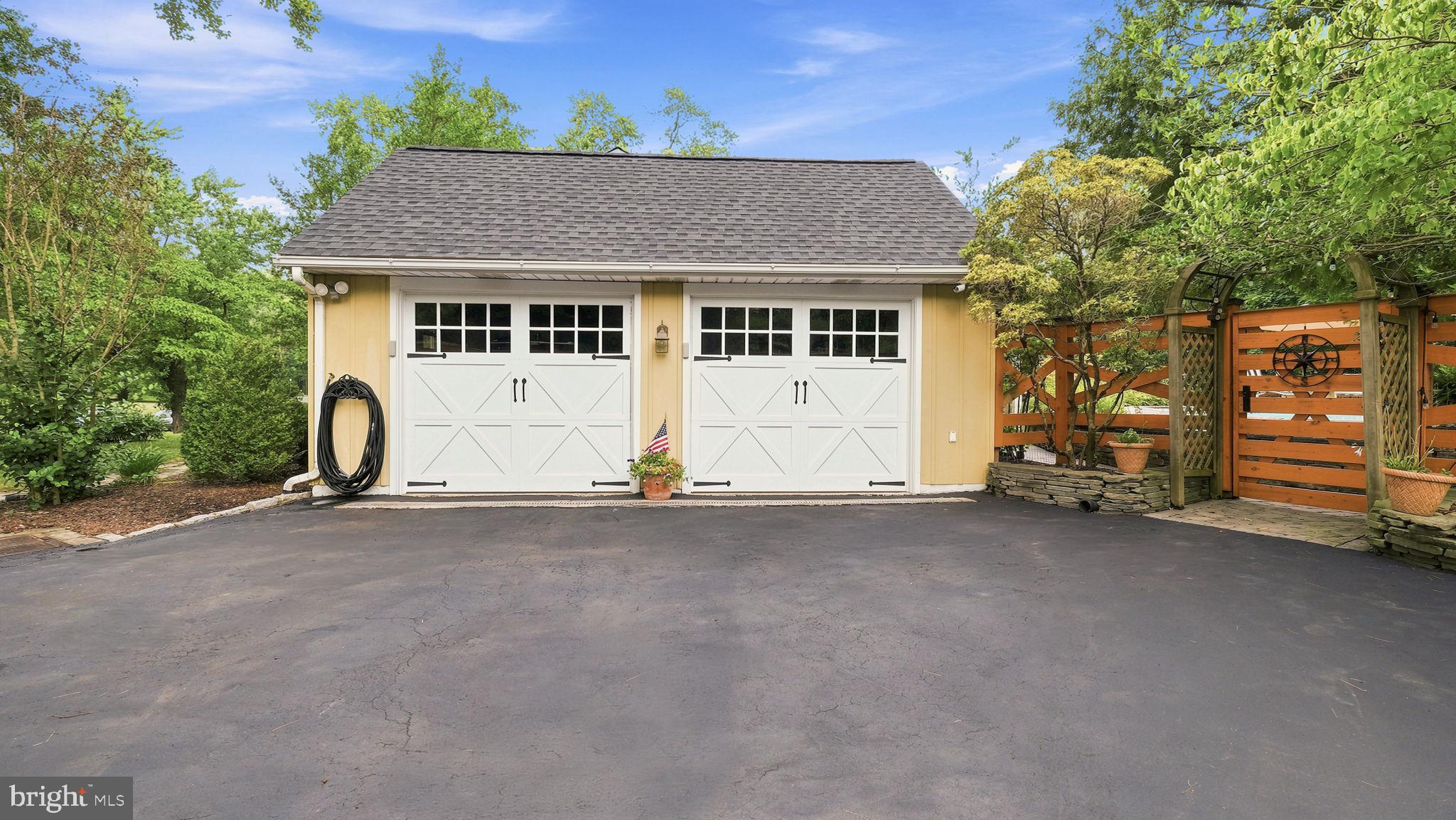 17 STRINGER DRIVE