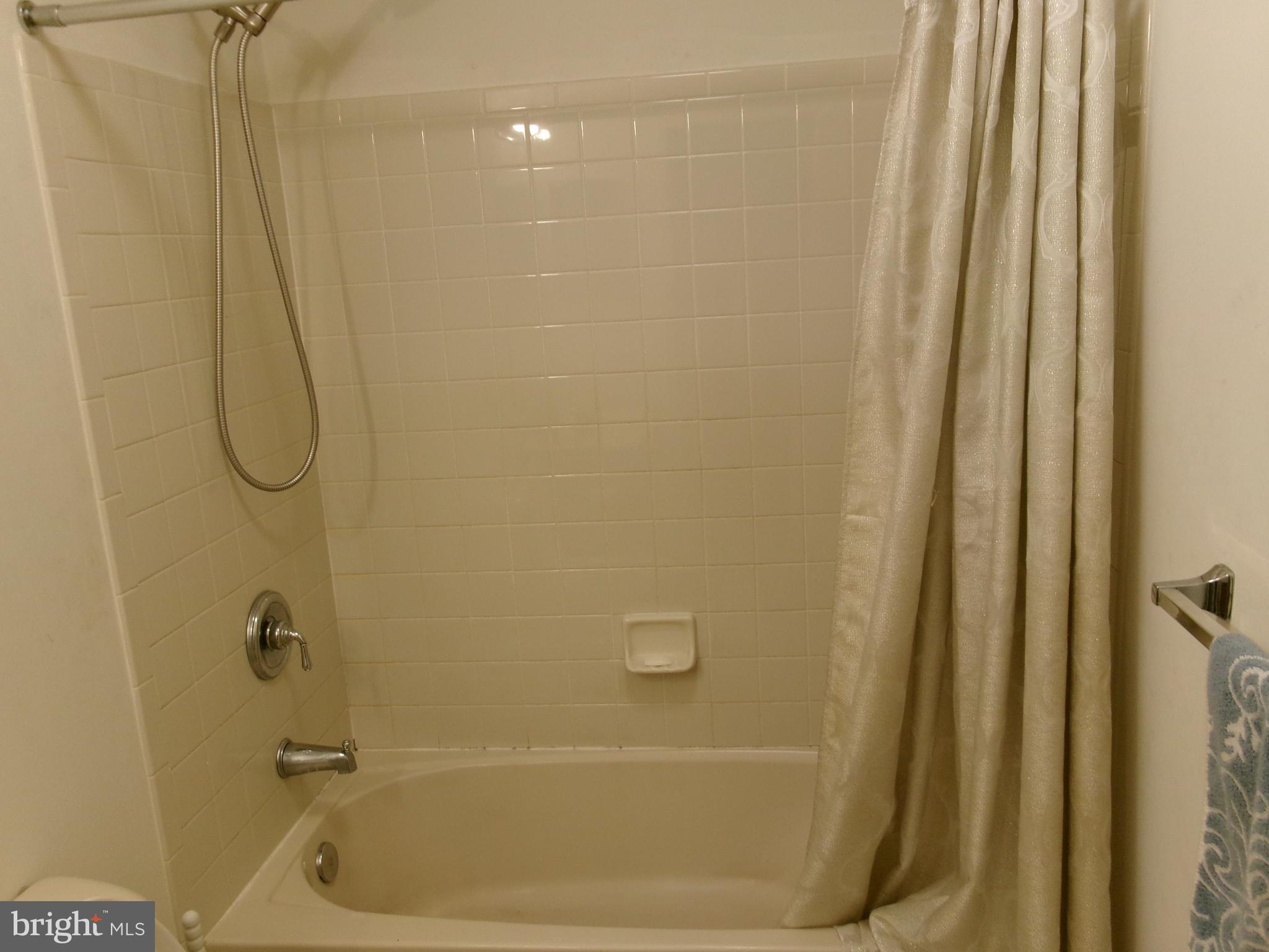 WEXFORD - Residential Lease