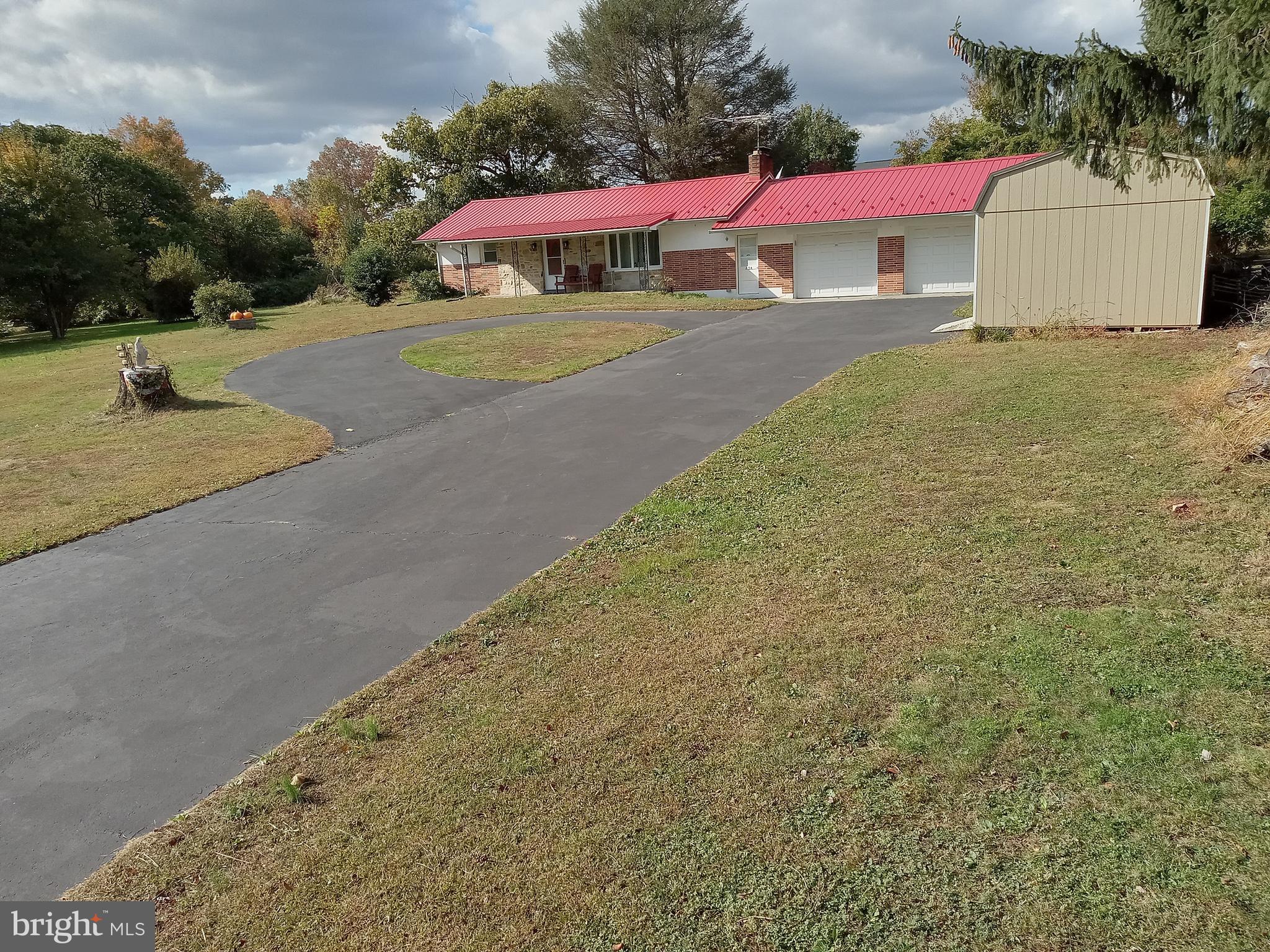 ABERDEEN HILLS - Residential