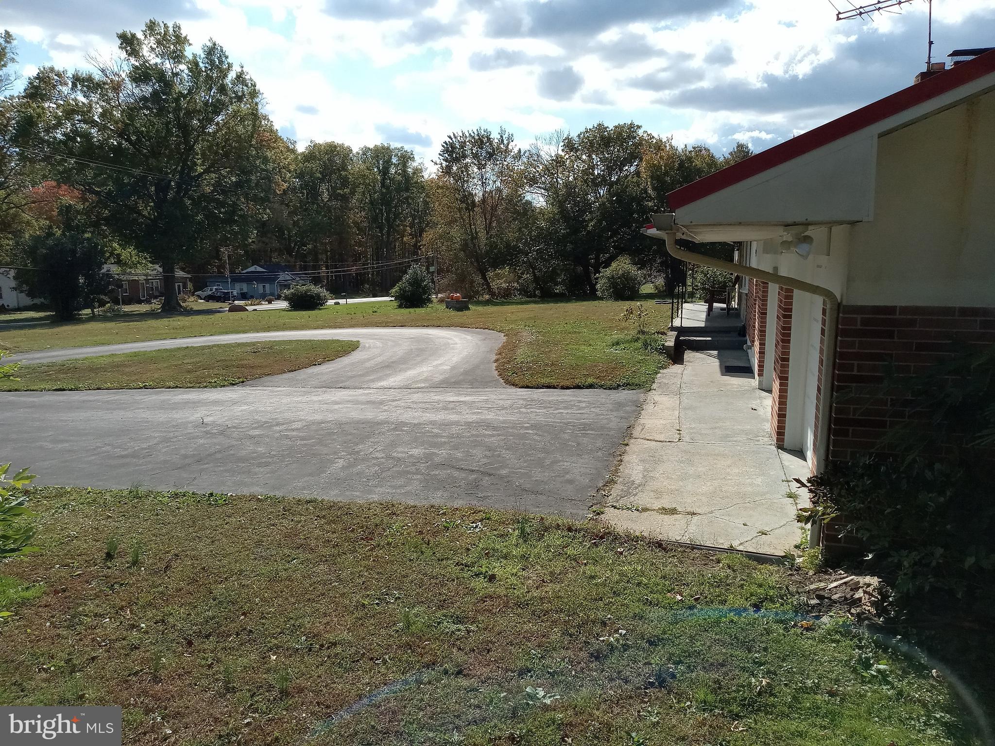 ABERDEEN HILLS - Residential