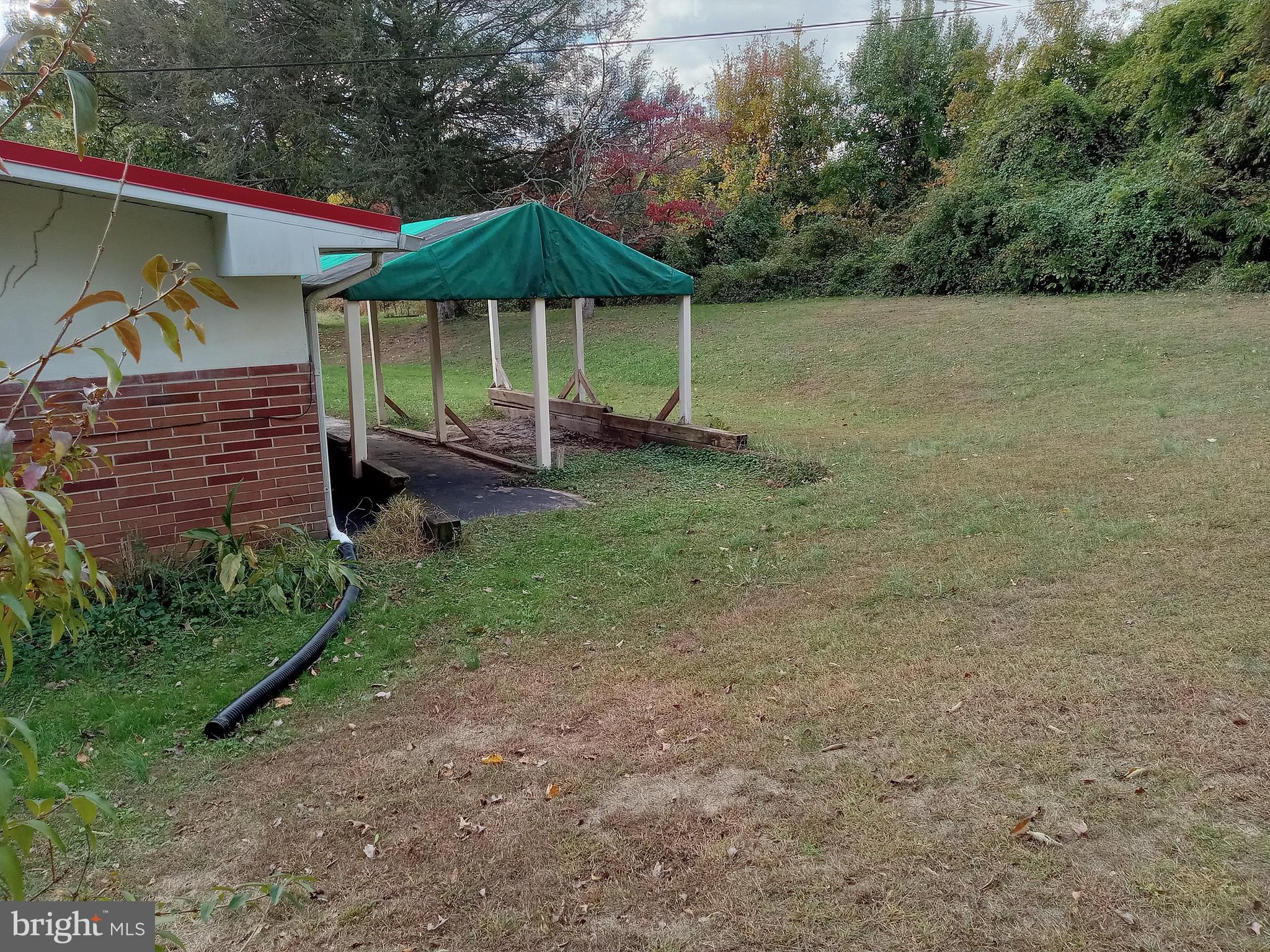 ABERDEEN HILLS - Residential