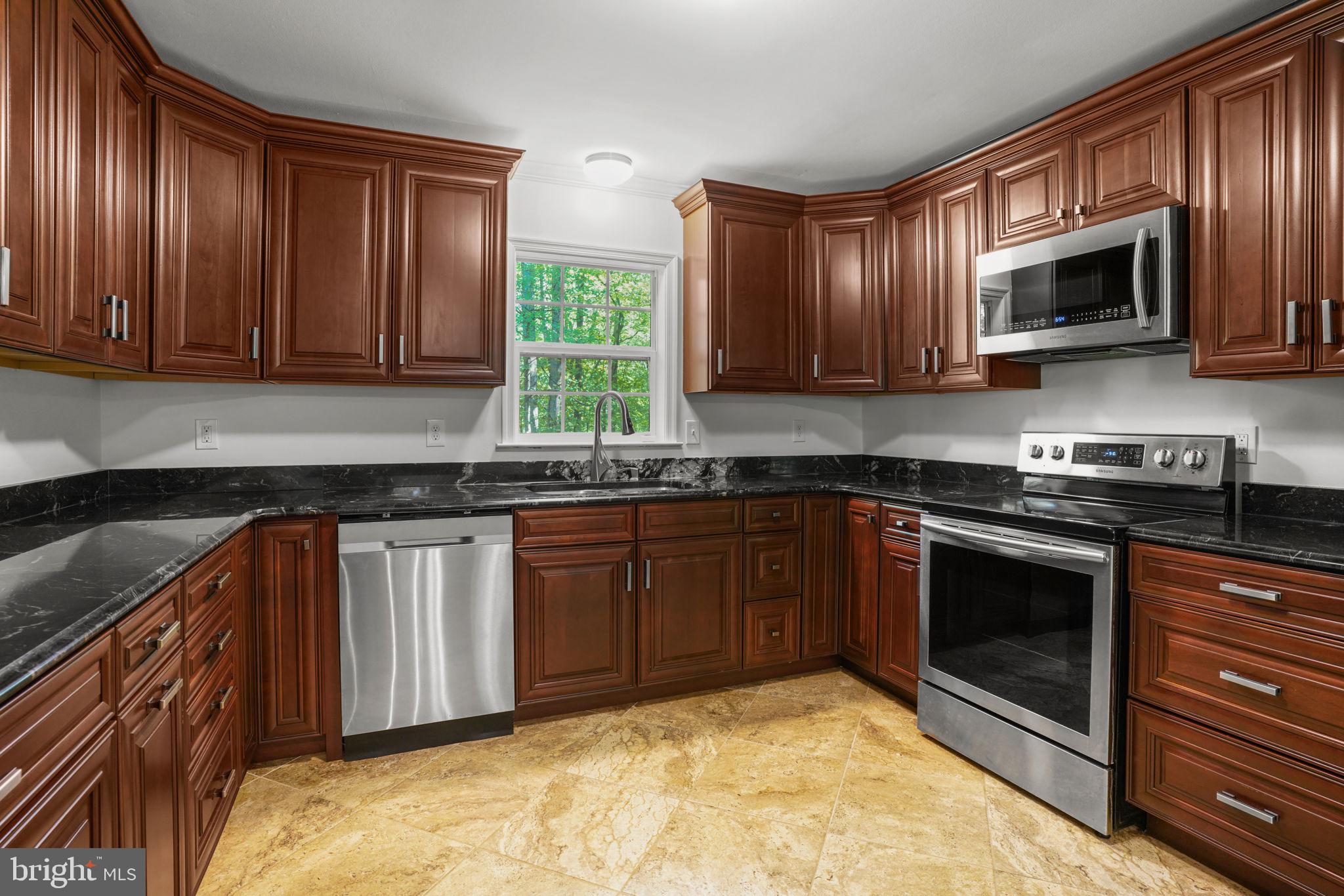 SUNDERLAND HILLS - Residential