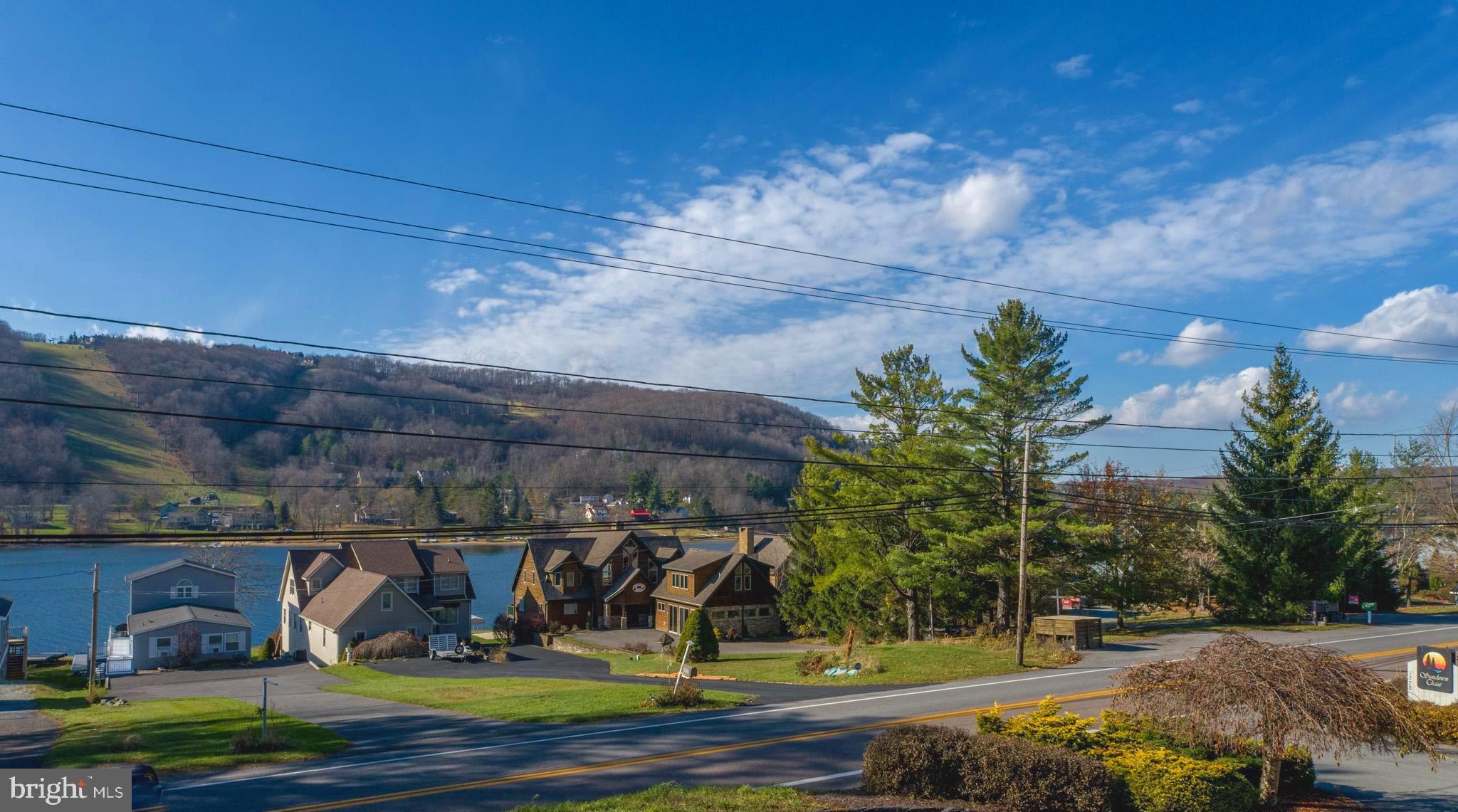 SUNDOWN CHASE - Residential