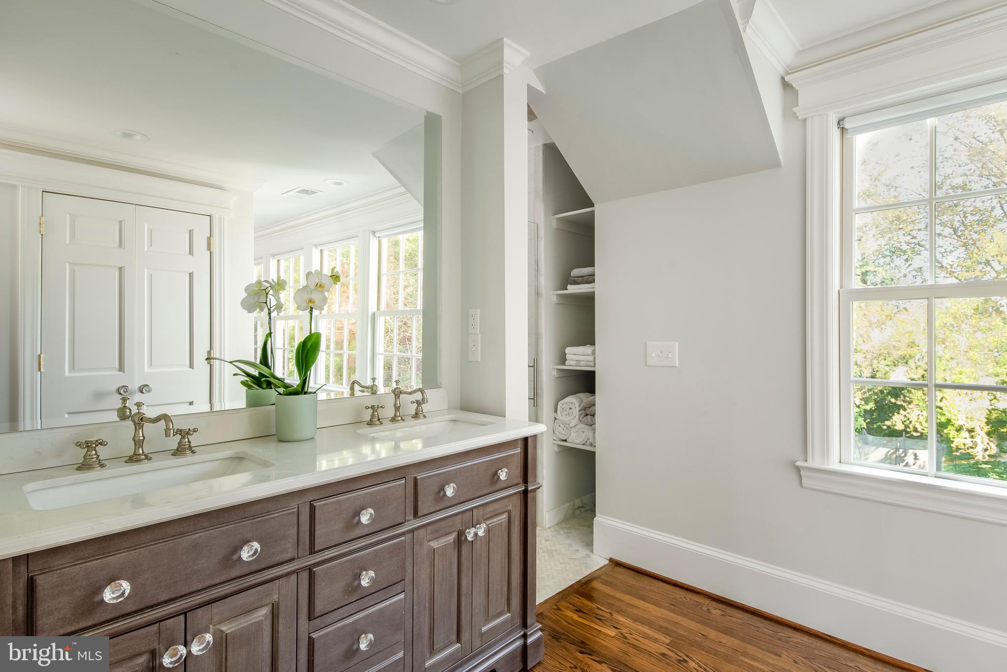 WARDOUR - Residential