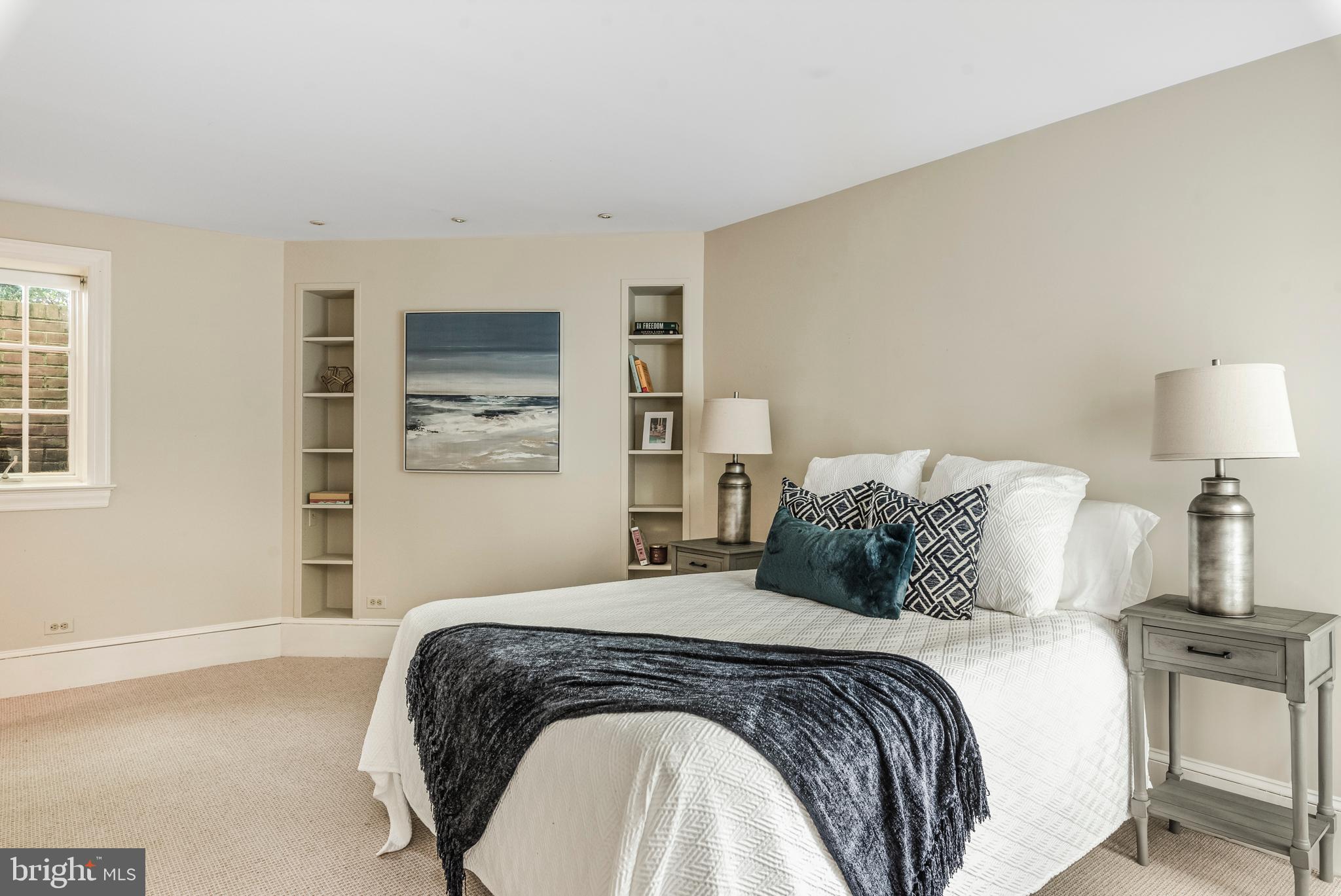 WARDOUR - Residential