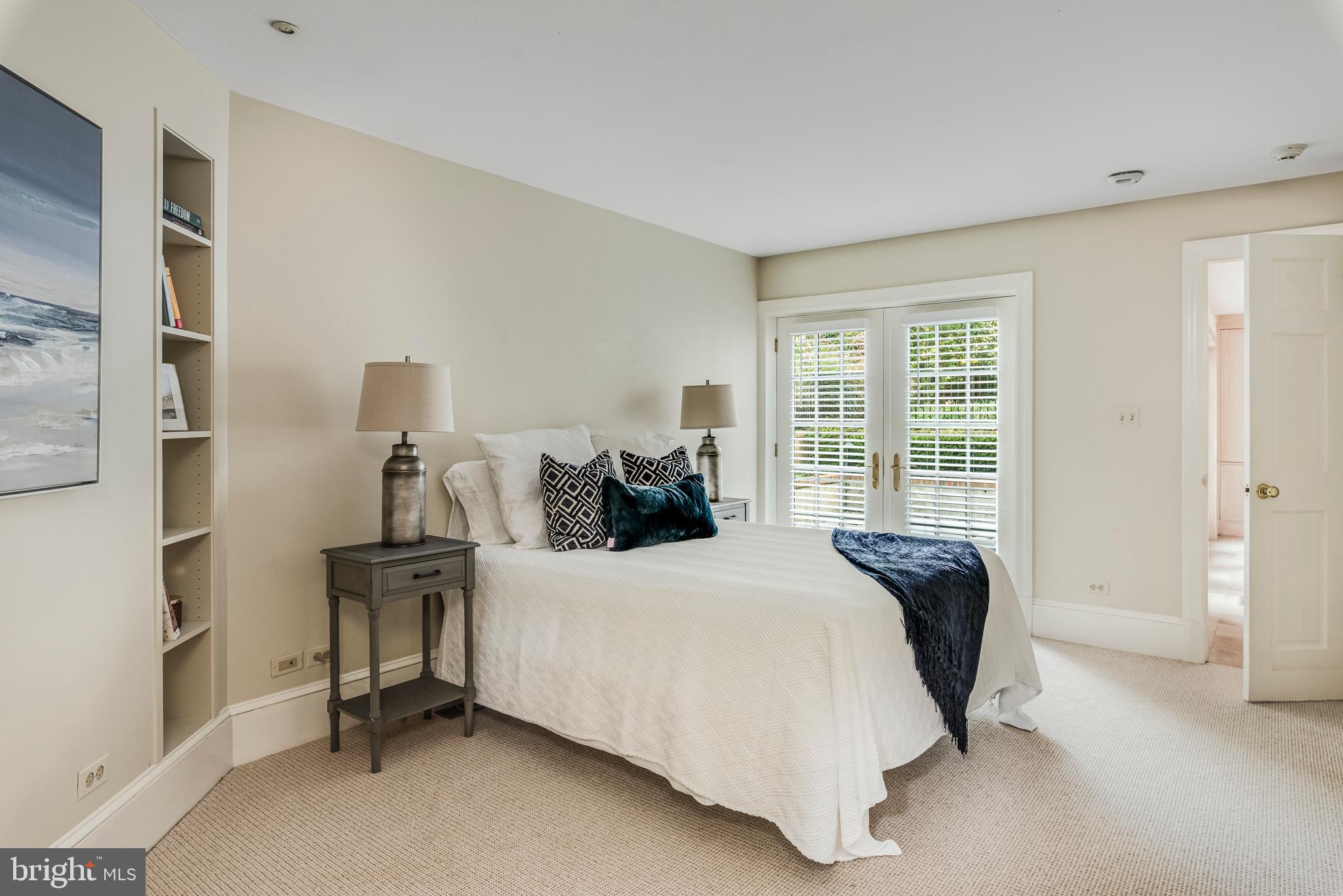 WARDOUR - Residential