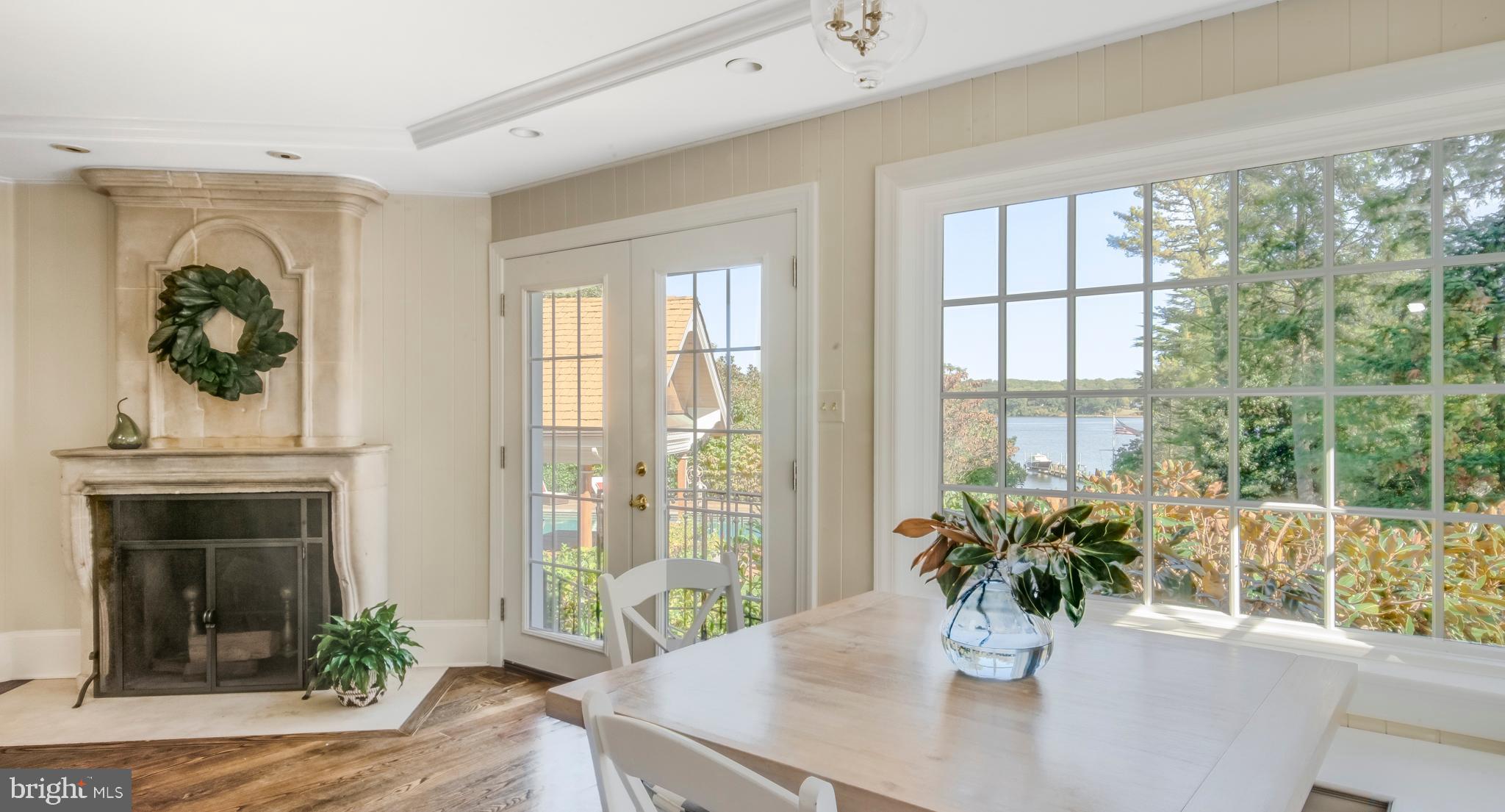 WARDOUR - Residential