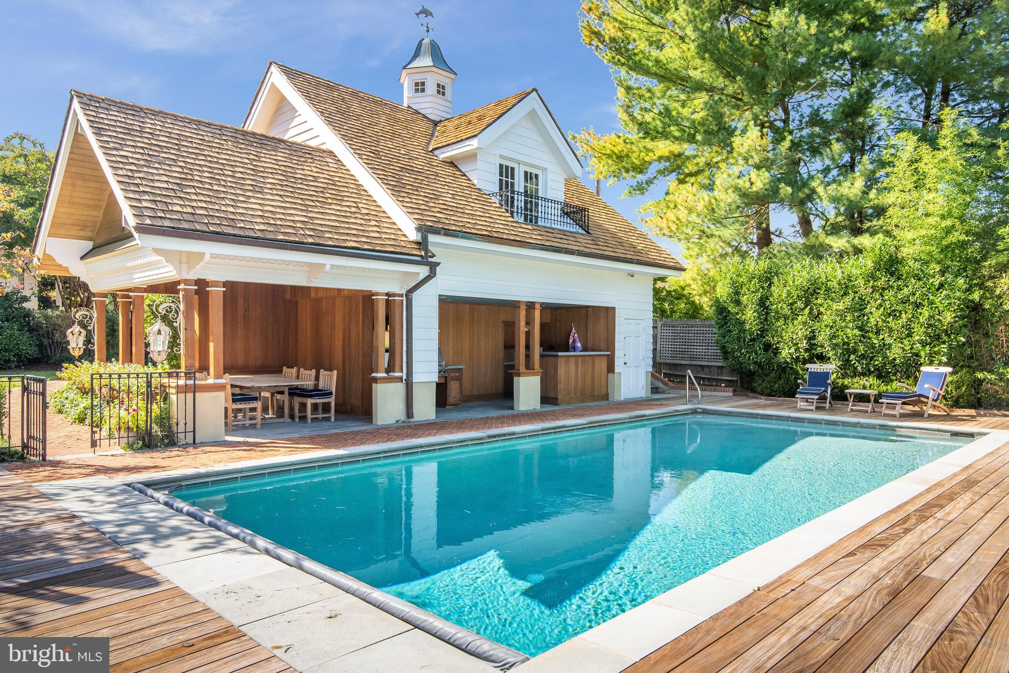 WARDOUR - Residential