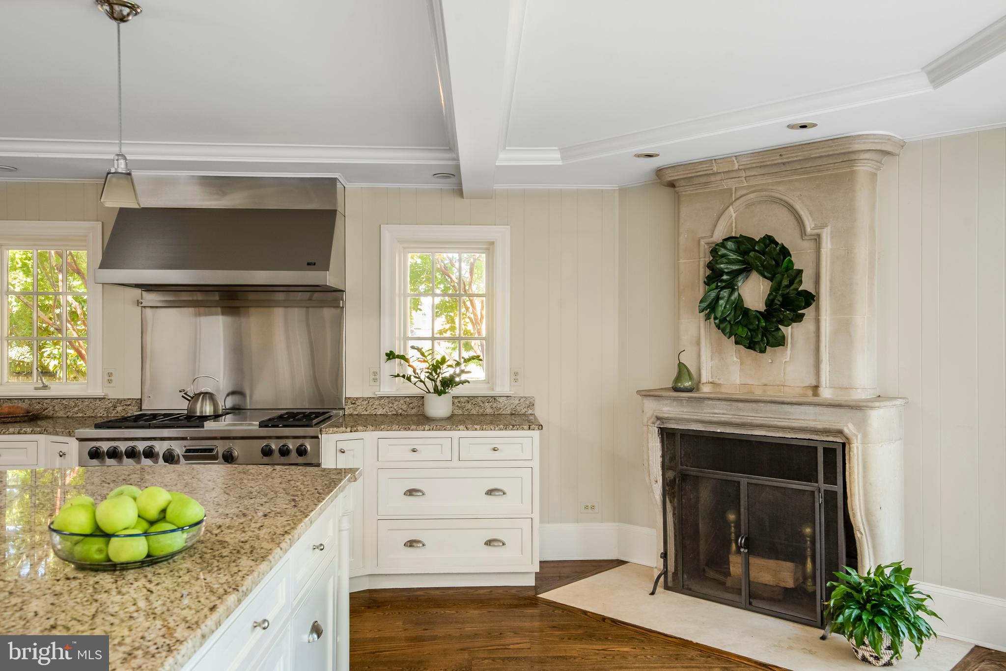 WARDOUR - Residential