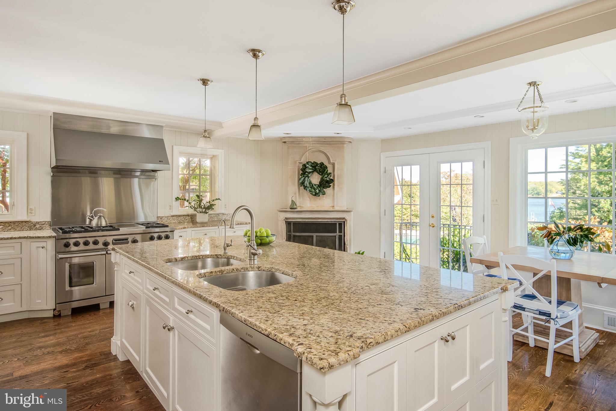 WARDOUR - Residential