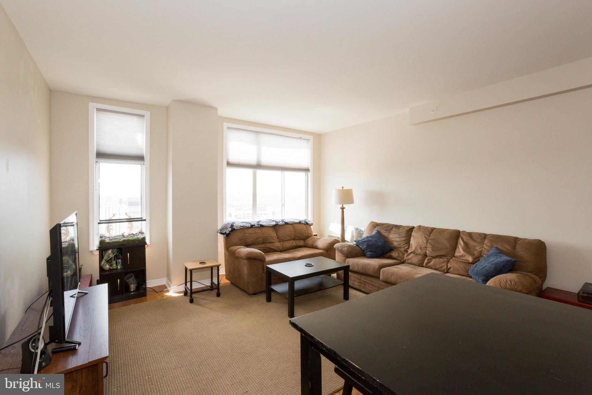 PENTHOUSE CONDOMINIUMS - Residential Lease