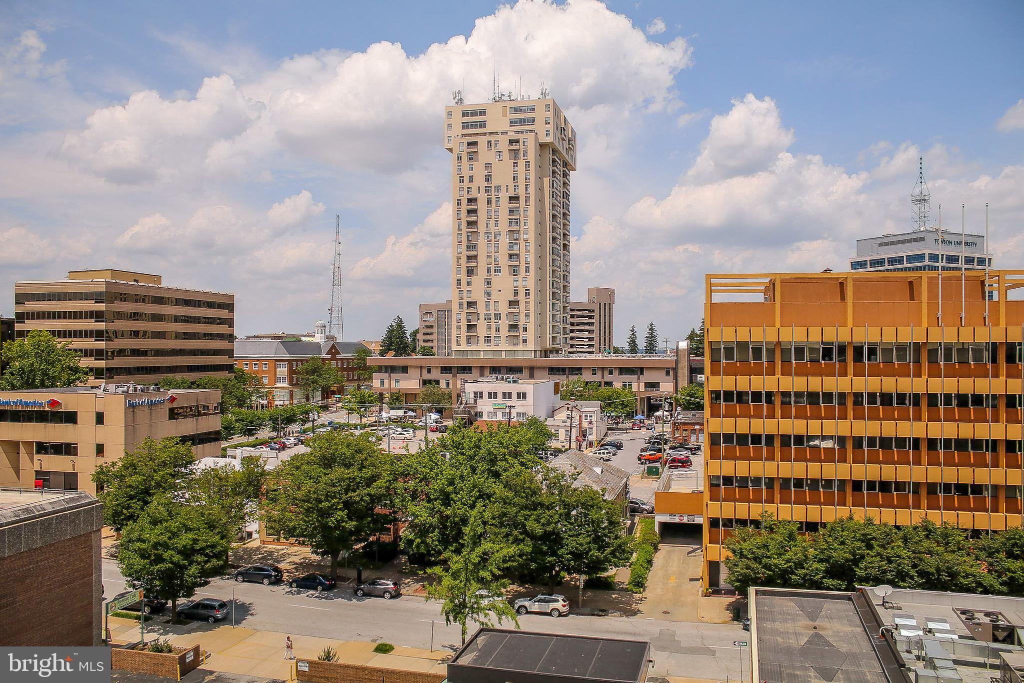 PENTHOUSE CONDOMINIUMS - Residential Lease