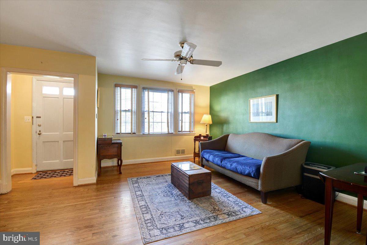 ACADEMY HEIGHTS - Residential