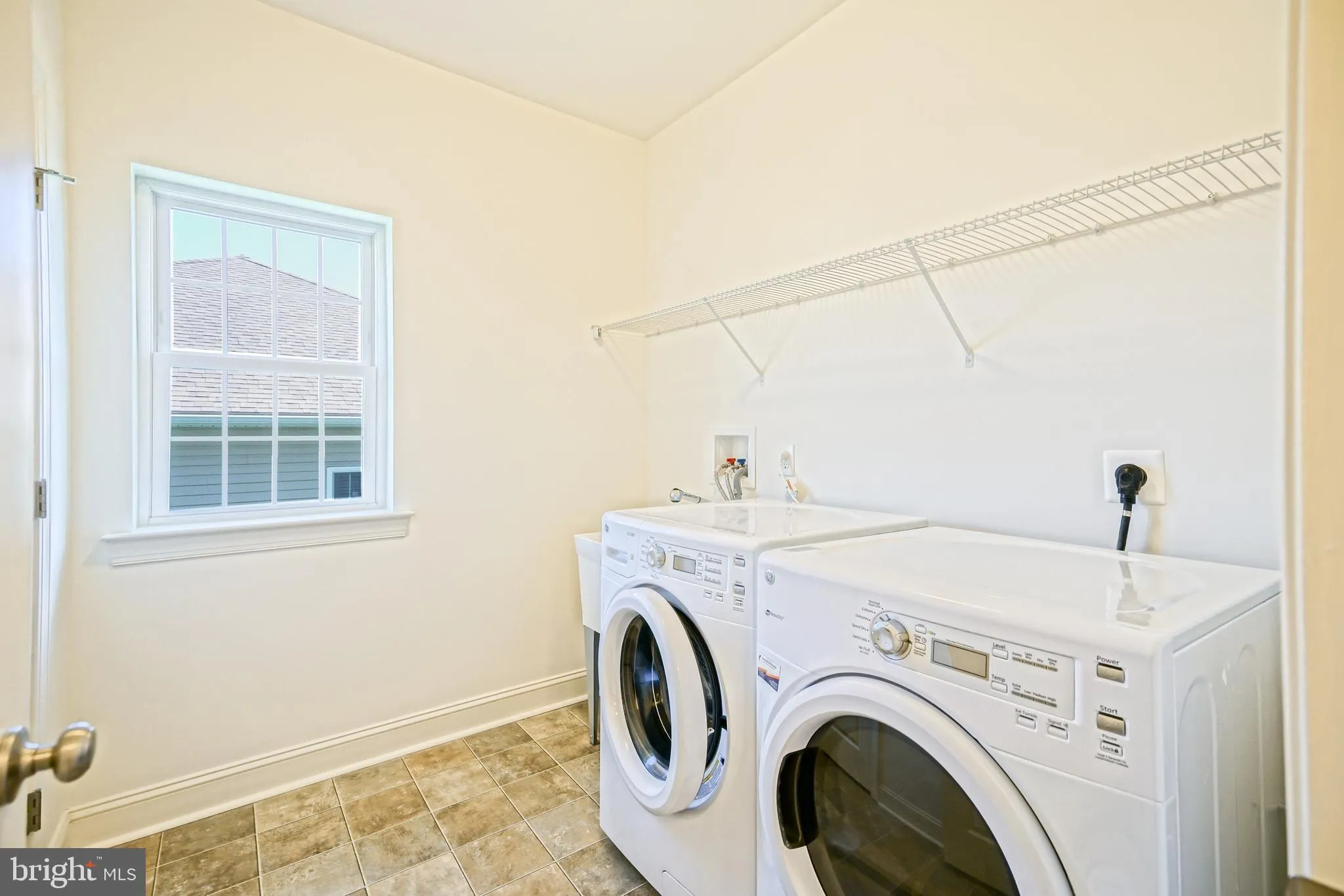 Milton, Delaware 19968, United States, 3 Bedrooms Bedrooms, ,2 BathroomsBathrooms,Residential,Active,106307