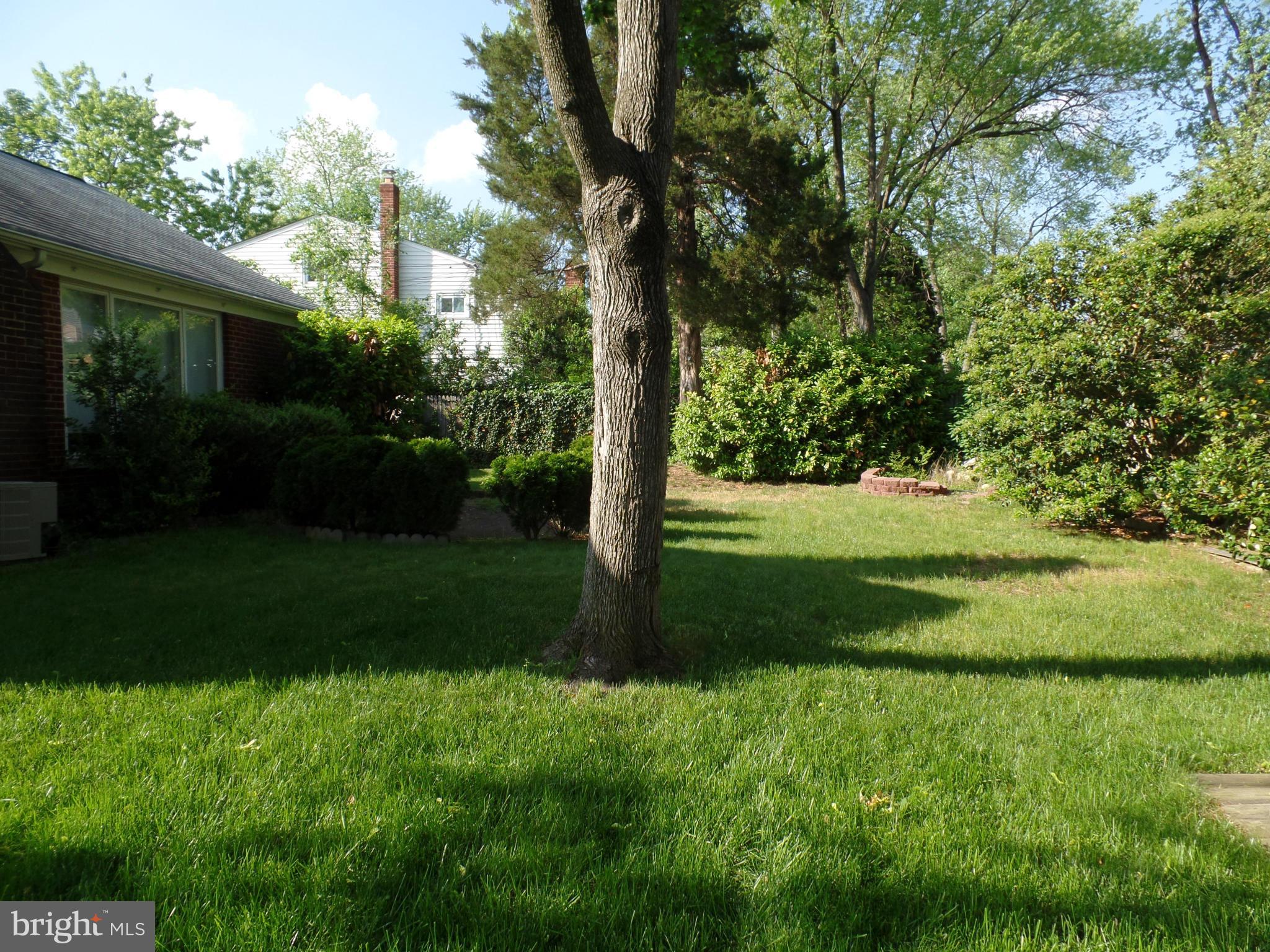 BROOKVILLE - Residential Lease