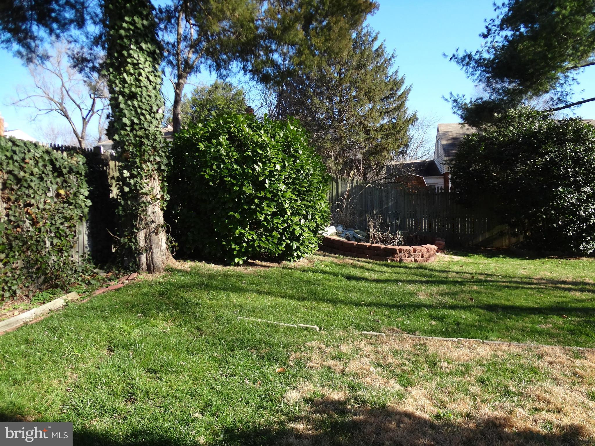 BROOKVILLE - Residential Lease