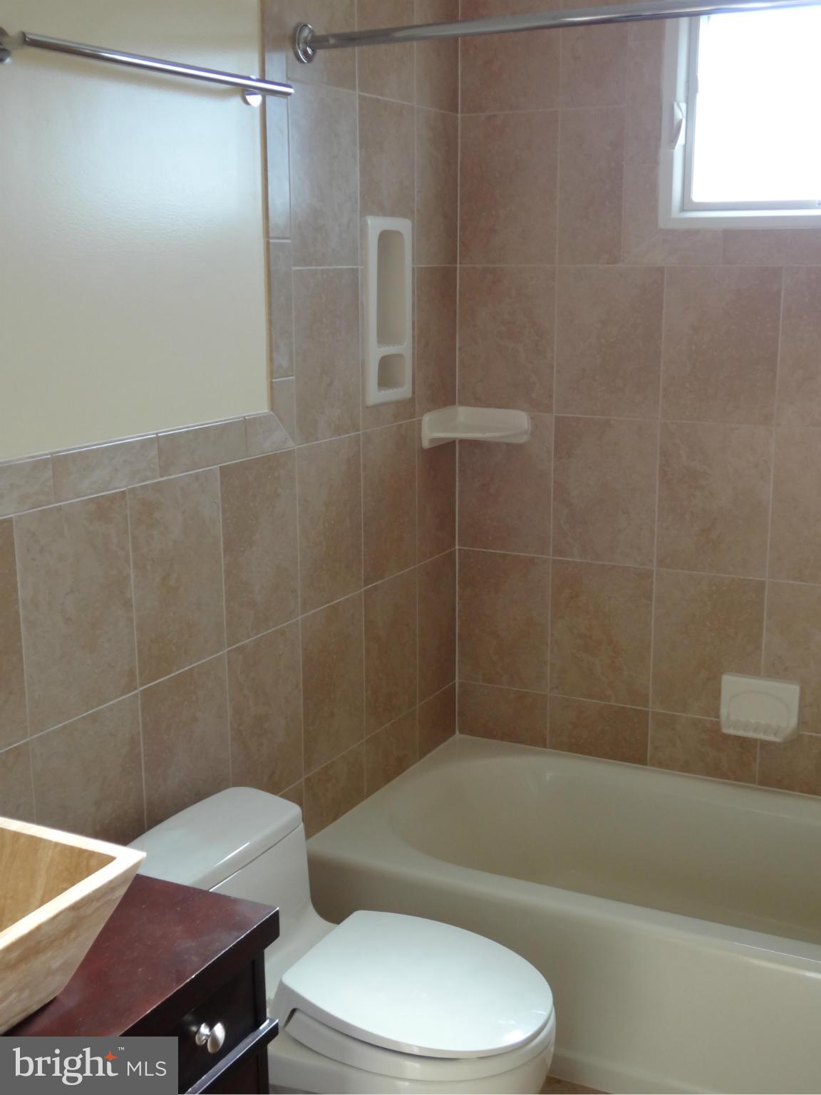 BROOKVILLE - Residential Lease