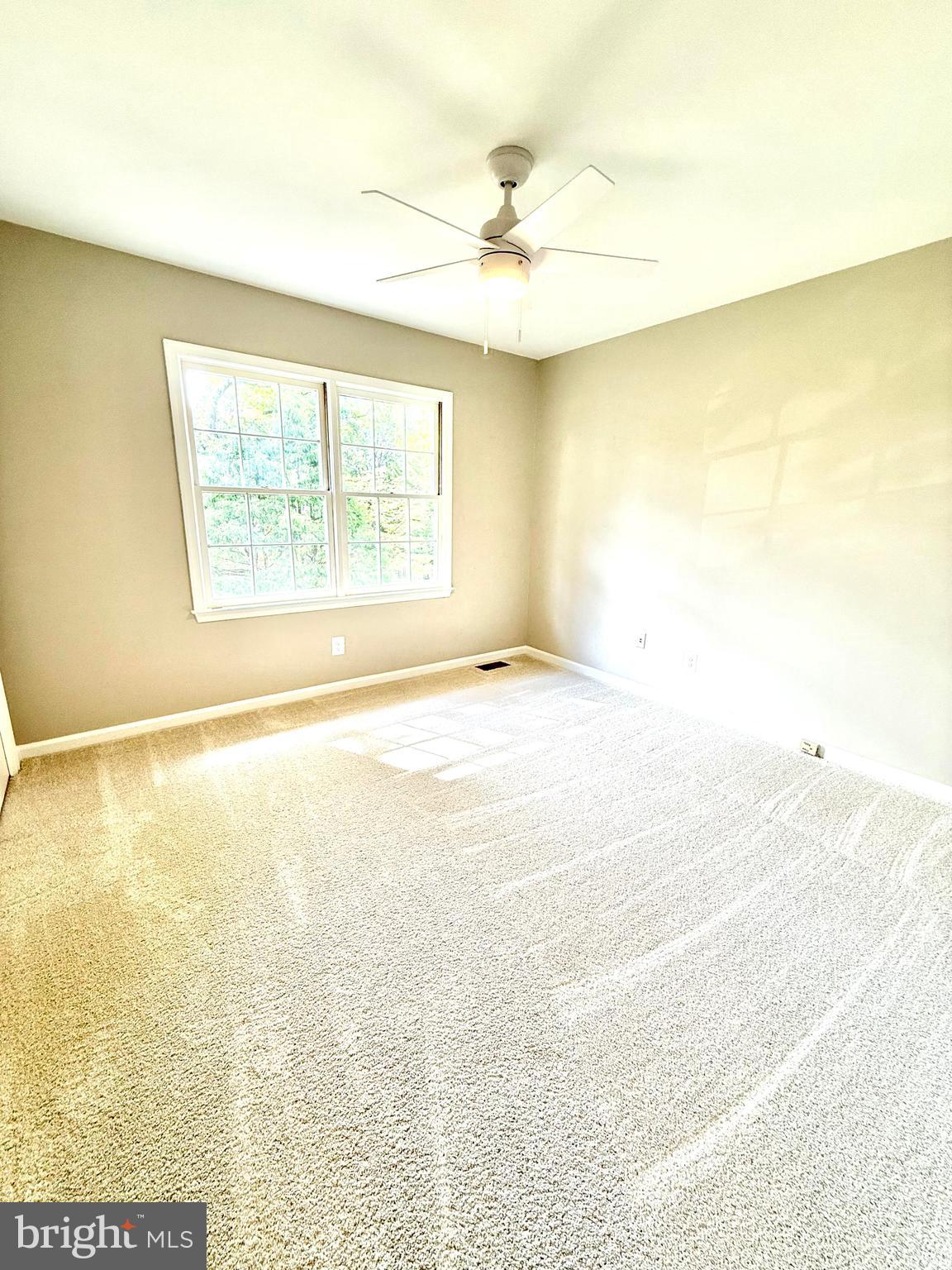 GRAYS POINTE - Residential