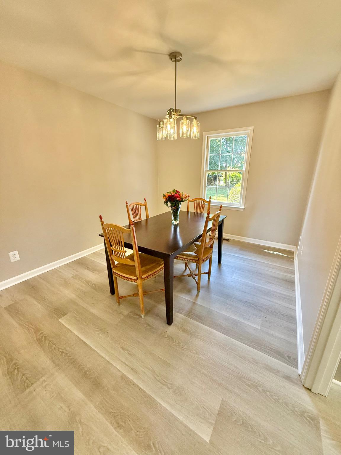 GRAYS POINTE - Residential