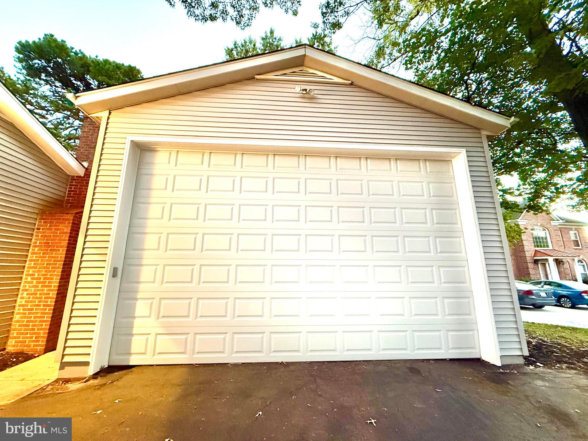 GRAYS POINTE - Residential