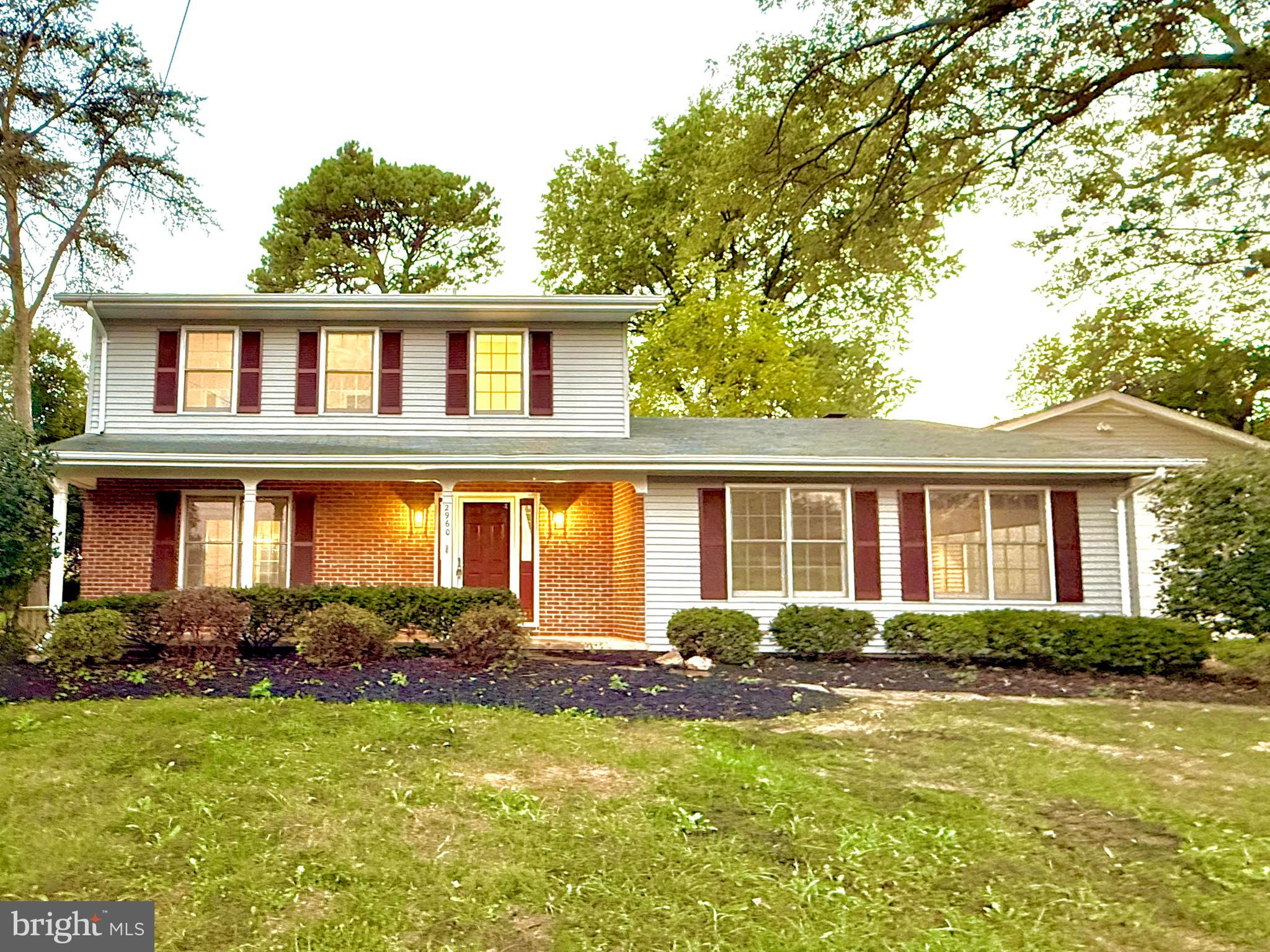 GRAYS POINTE - Residential