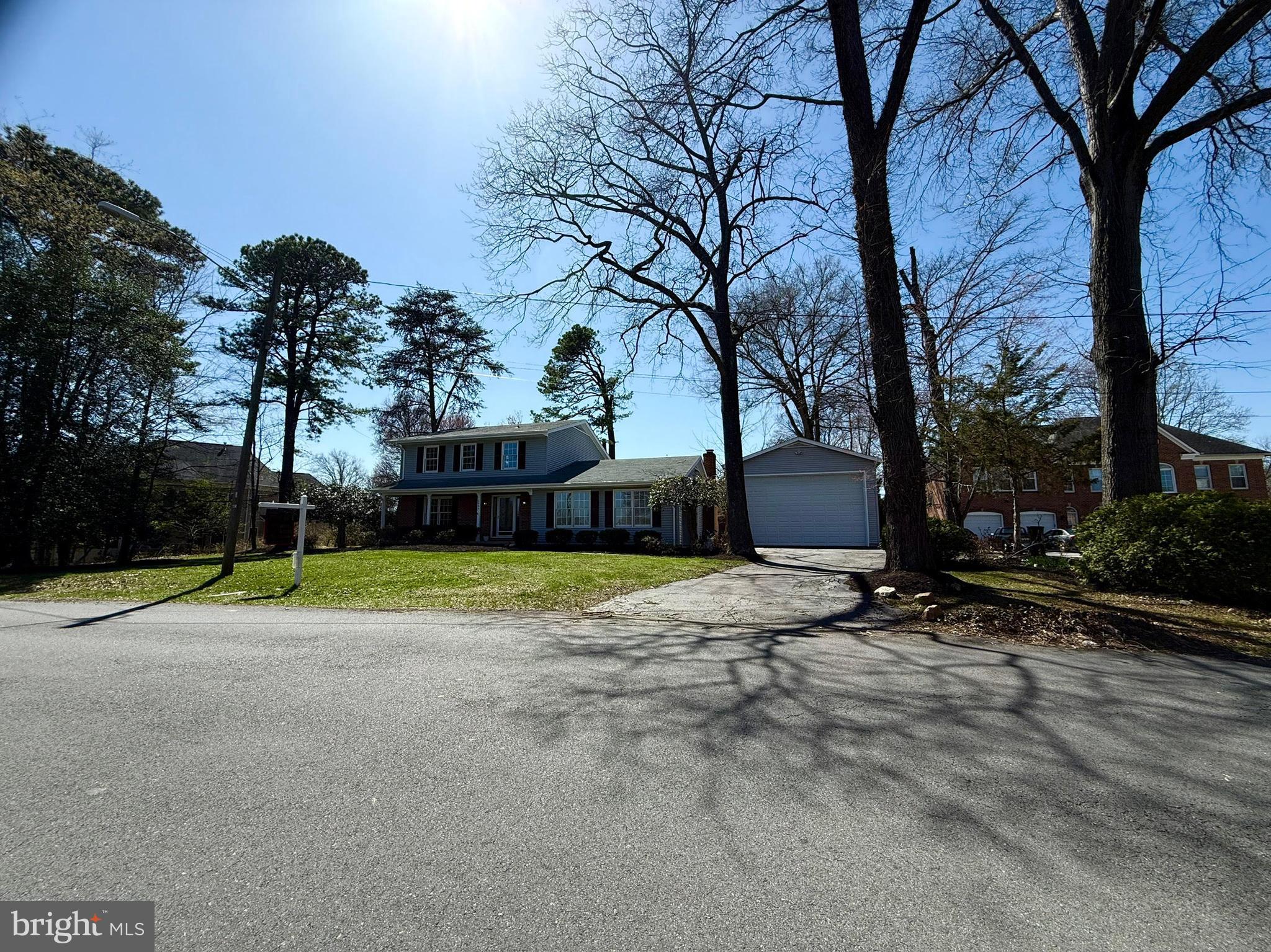 GRAYS POINTE - Residential