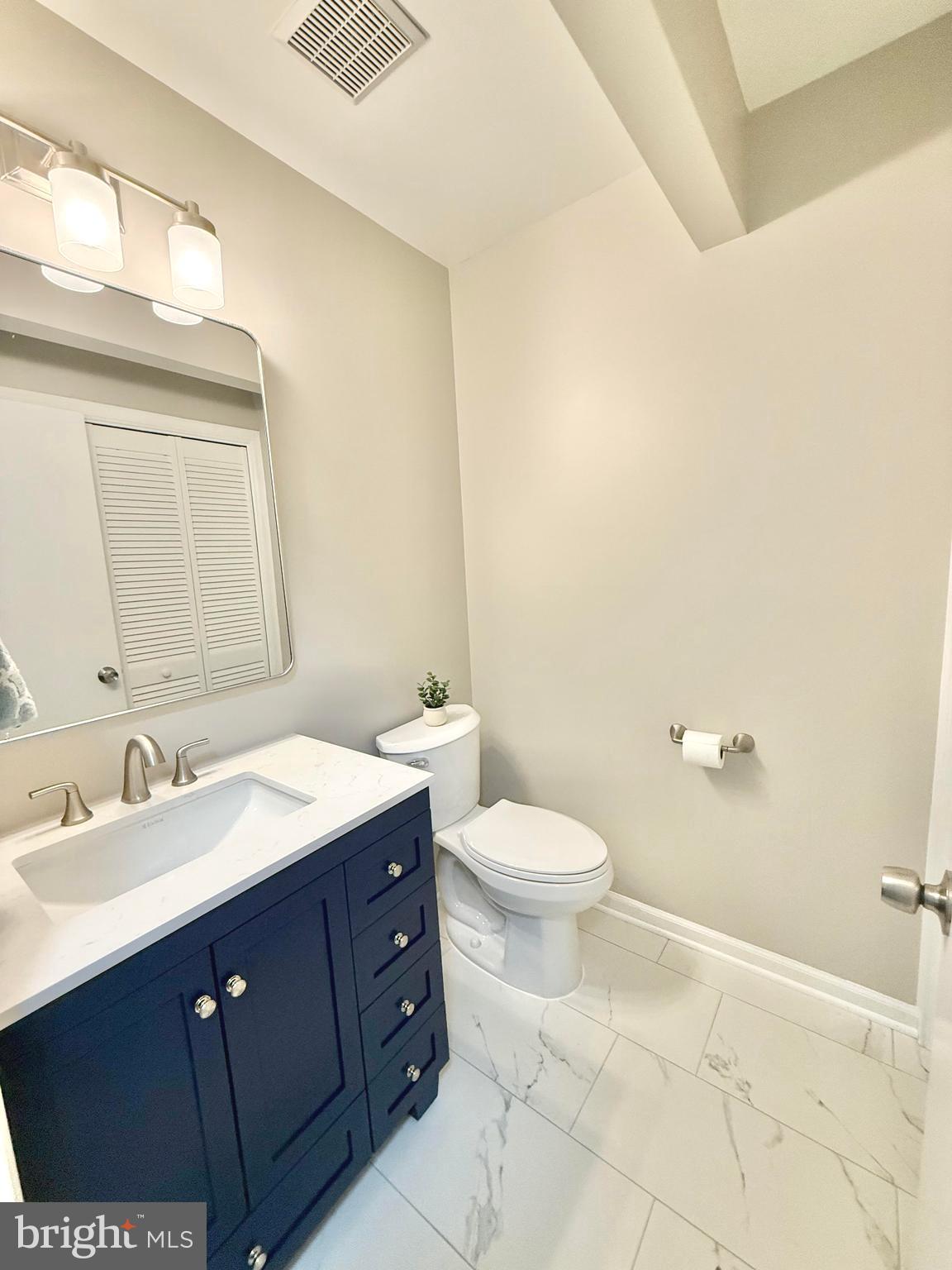 GRAYS POINTE - Residential