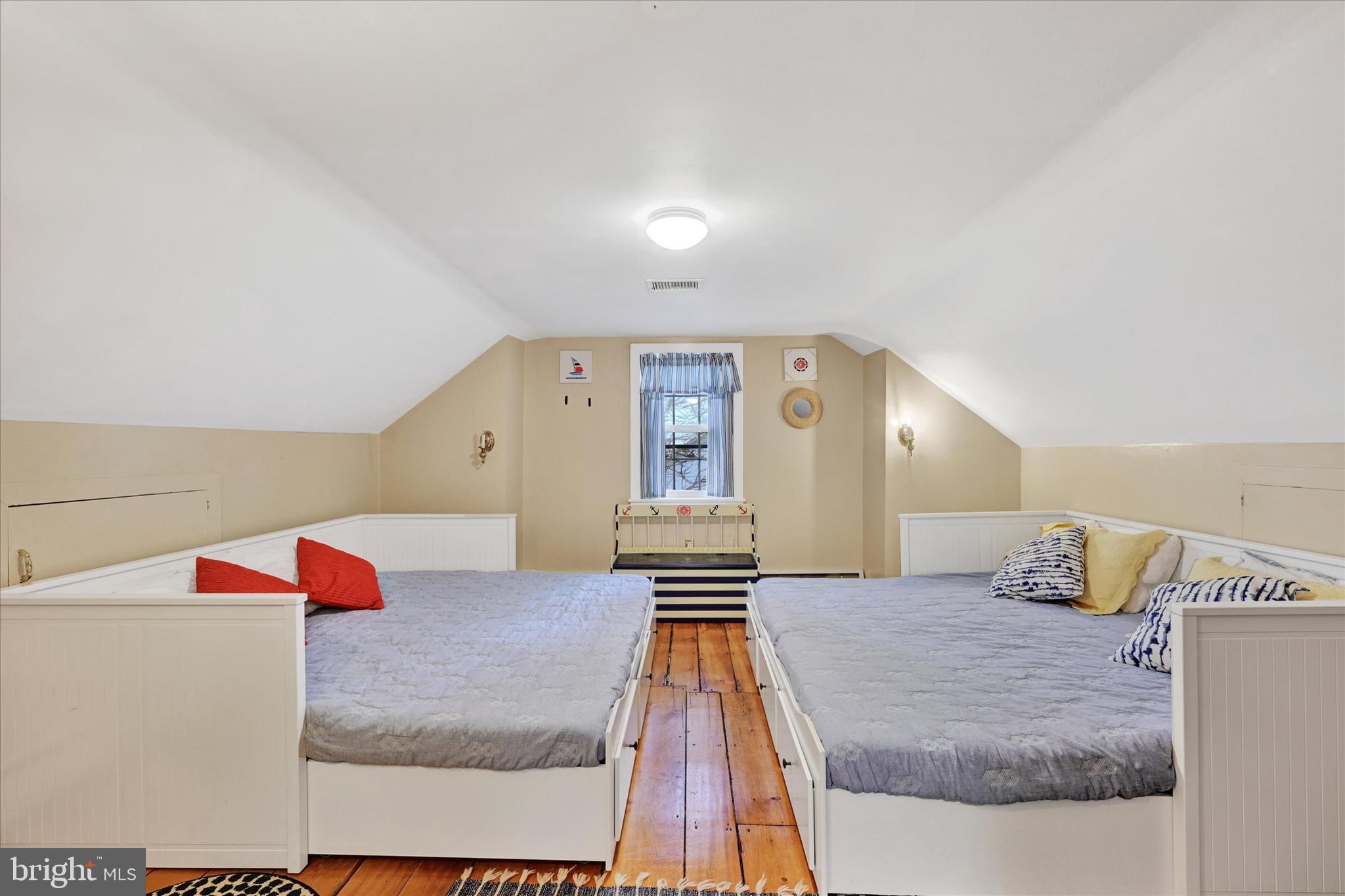 ANNAPOLIS - Residential