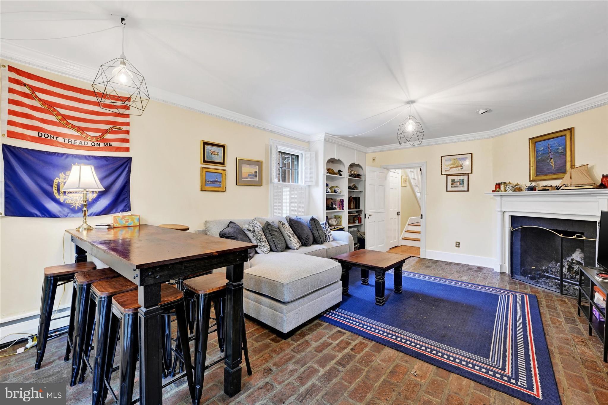 ANNAPOLIS - Residential