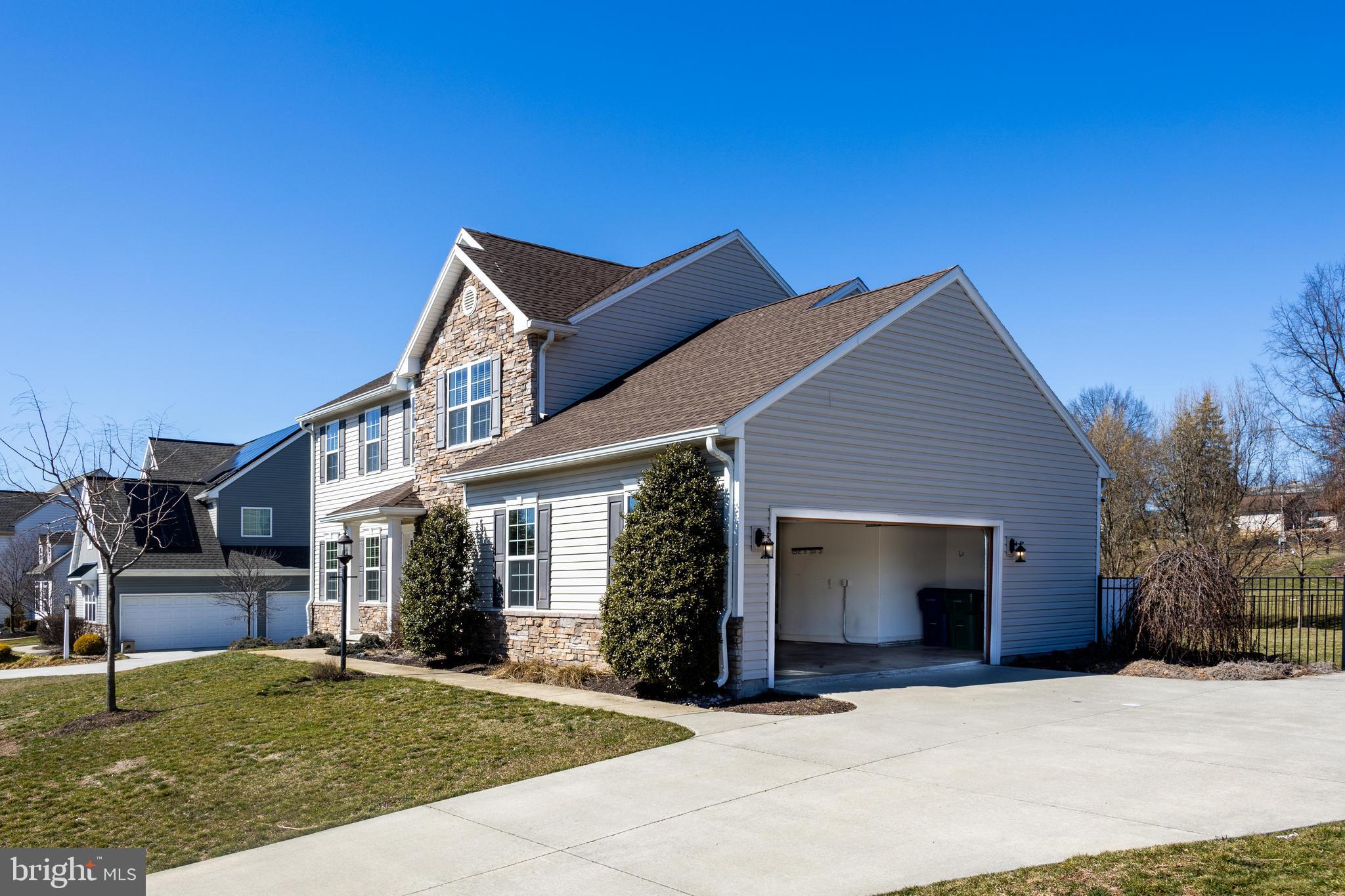 AMBER FIELDS - Residential