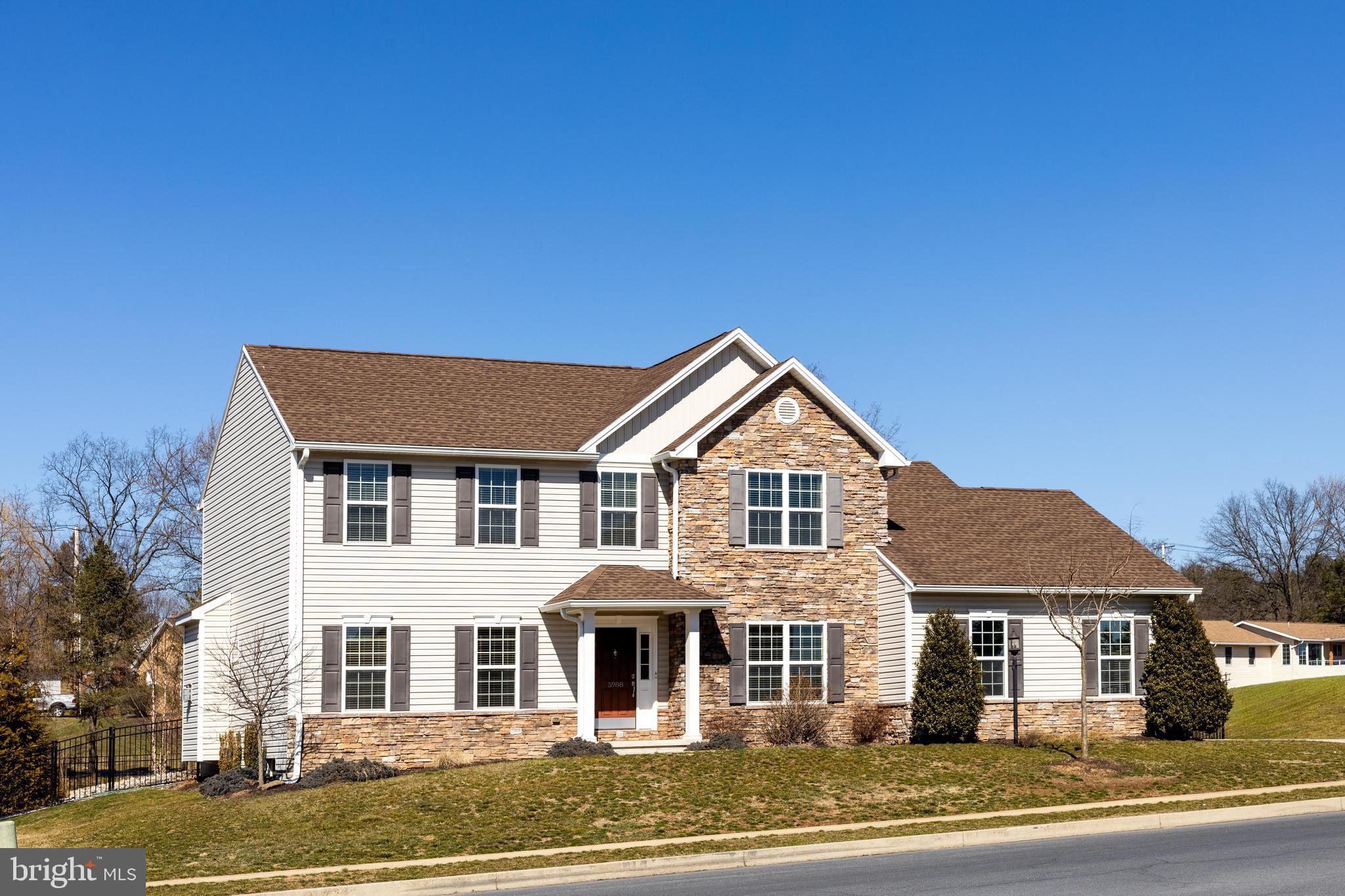 AMBER FIELDS - Residential
