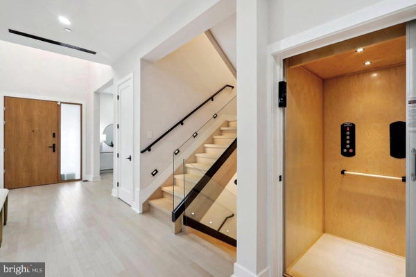 4920 LOUGHBORO RD NW, WASHINGTON, DC 20016 - Image 30089f79a2e26872ed7dc66ea4e06097/1500289470
