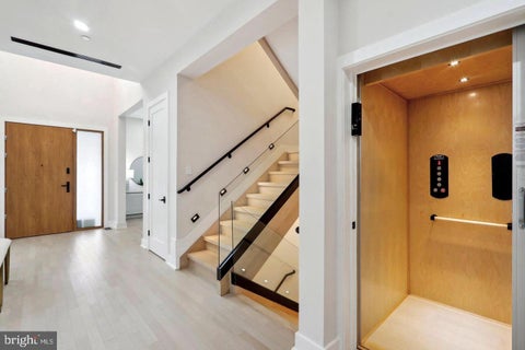 Photo of 4920 NW Loughboro Road NW, WASHINGTON, DC 20016 (MLS # DCDC2283958)