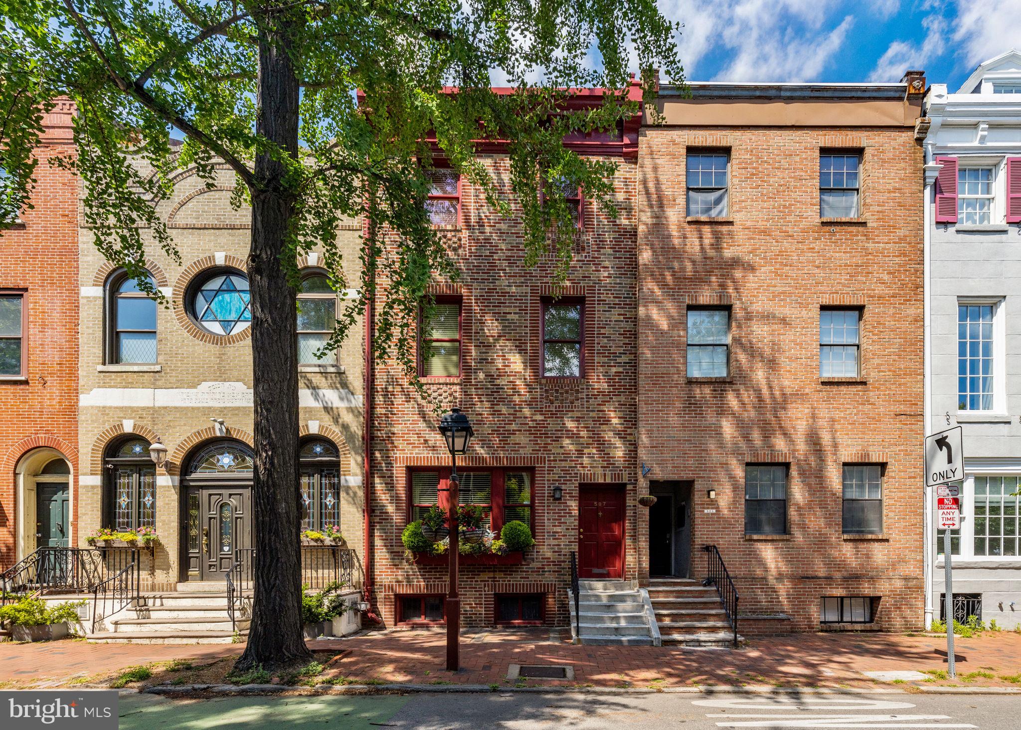 SOCIETY HILL - Residential