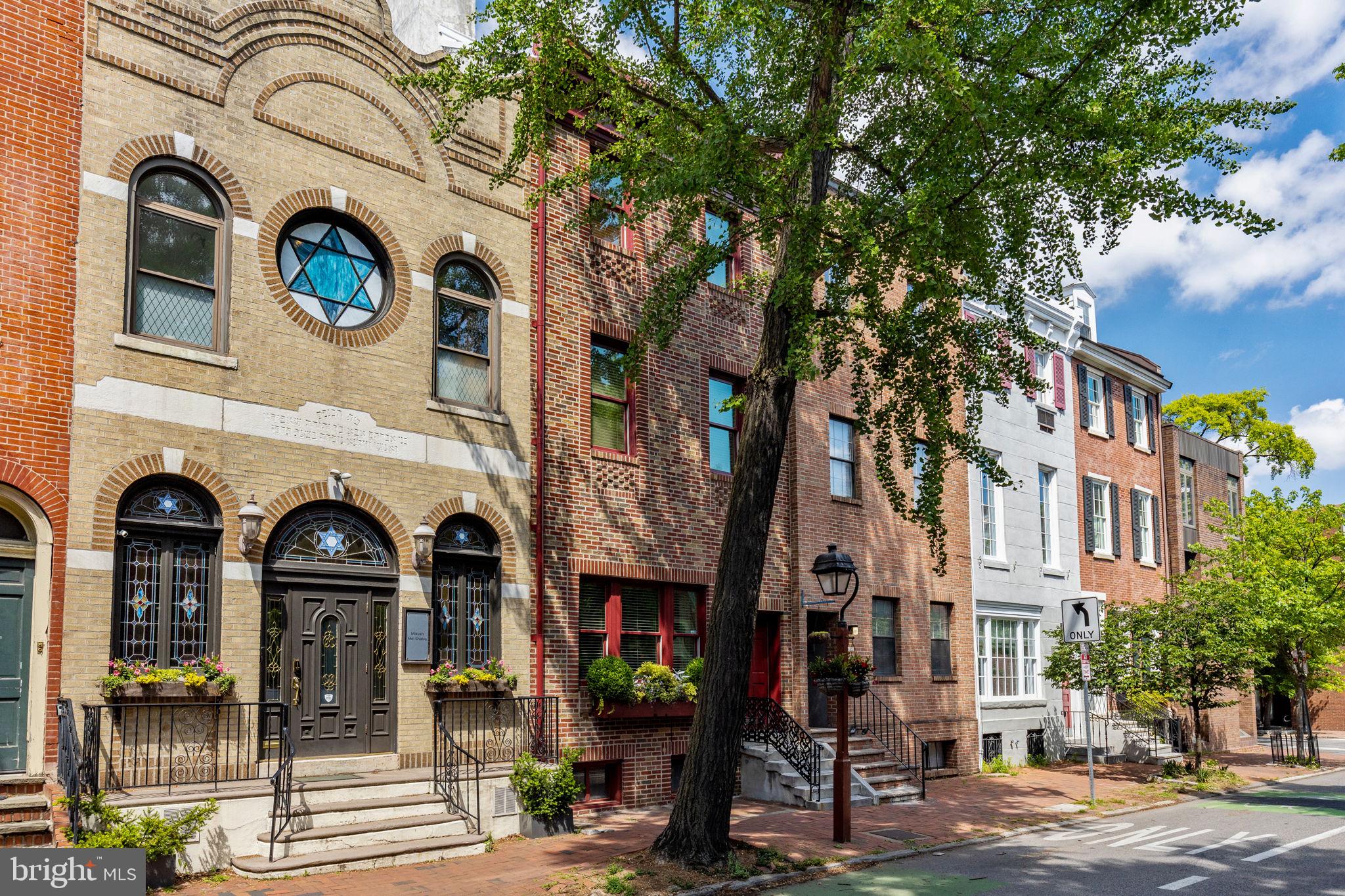 SOCIETY HILL - Residential