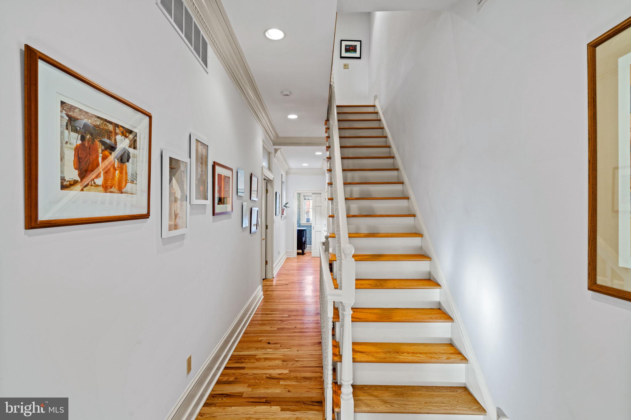 SOCIETY HILL - Residential