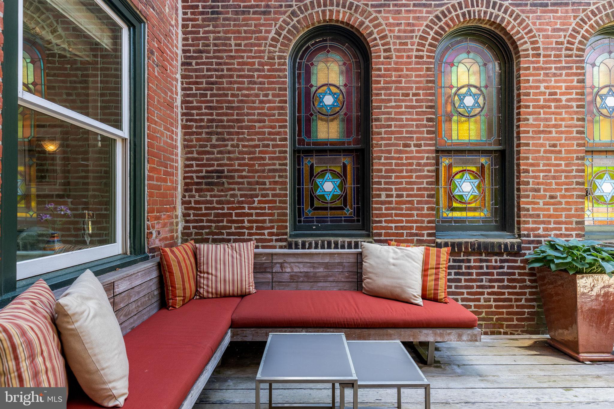 SOCIETY HILL - Residential