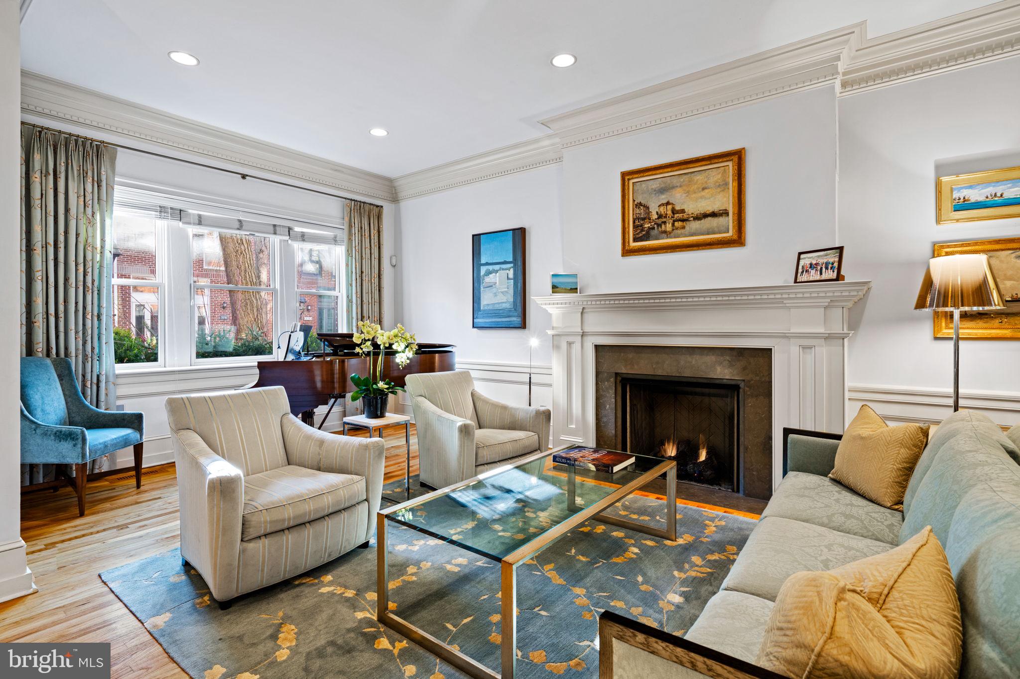 SOCIETY HILL - Residential