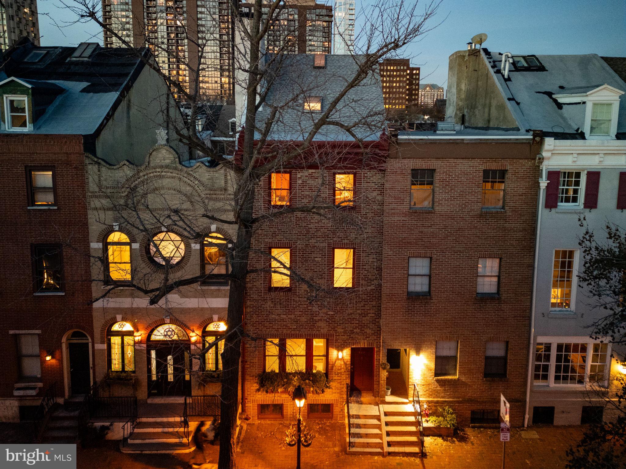 SOCIETY HILL - Residential