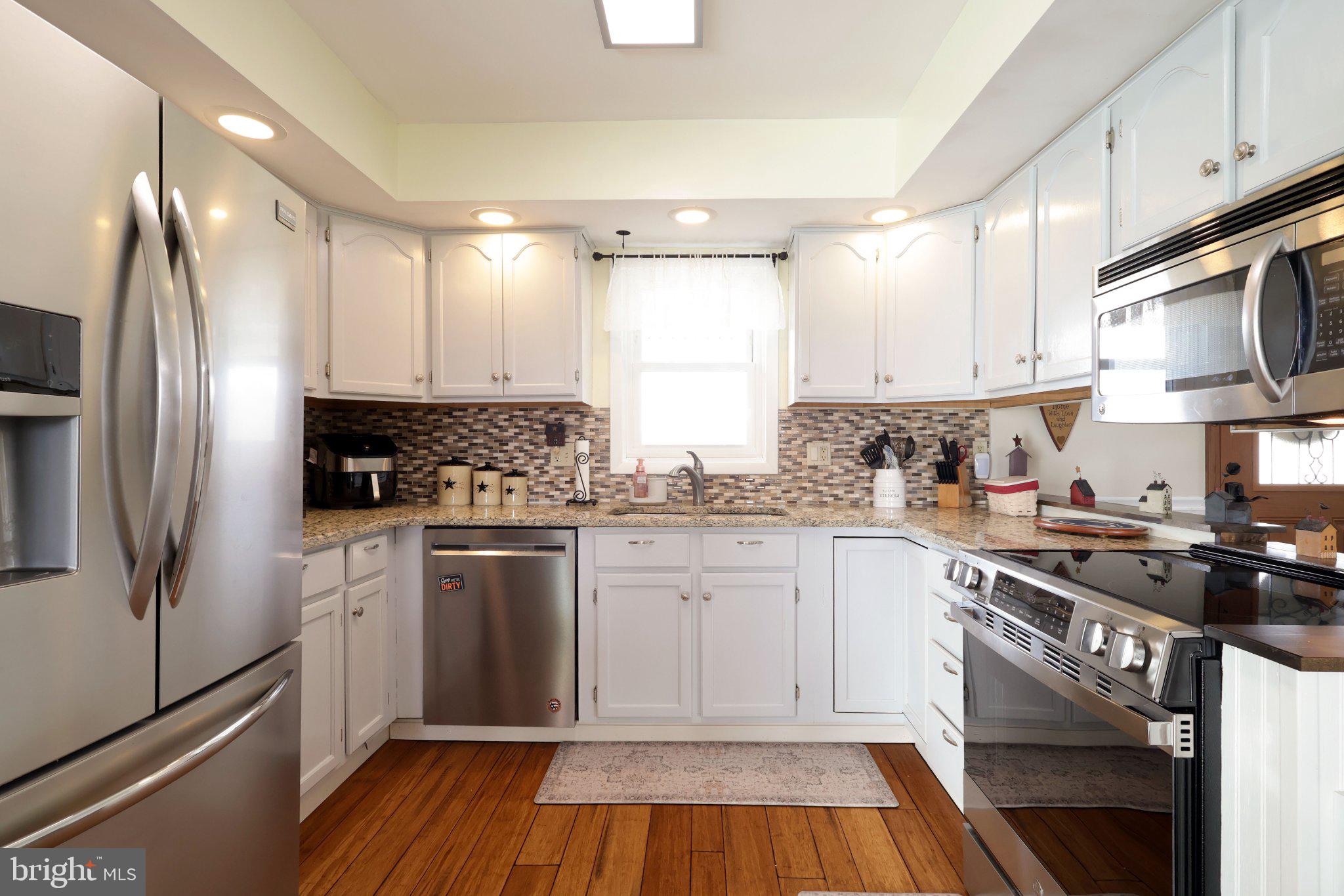 WALNUT RIDGE - Residential