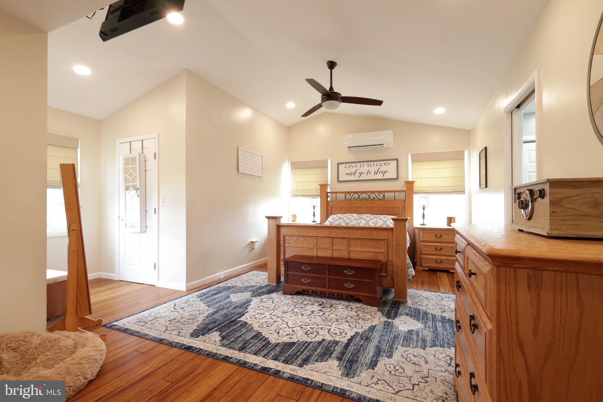 WALNUT RIDGE - Residential