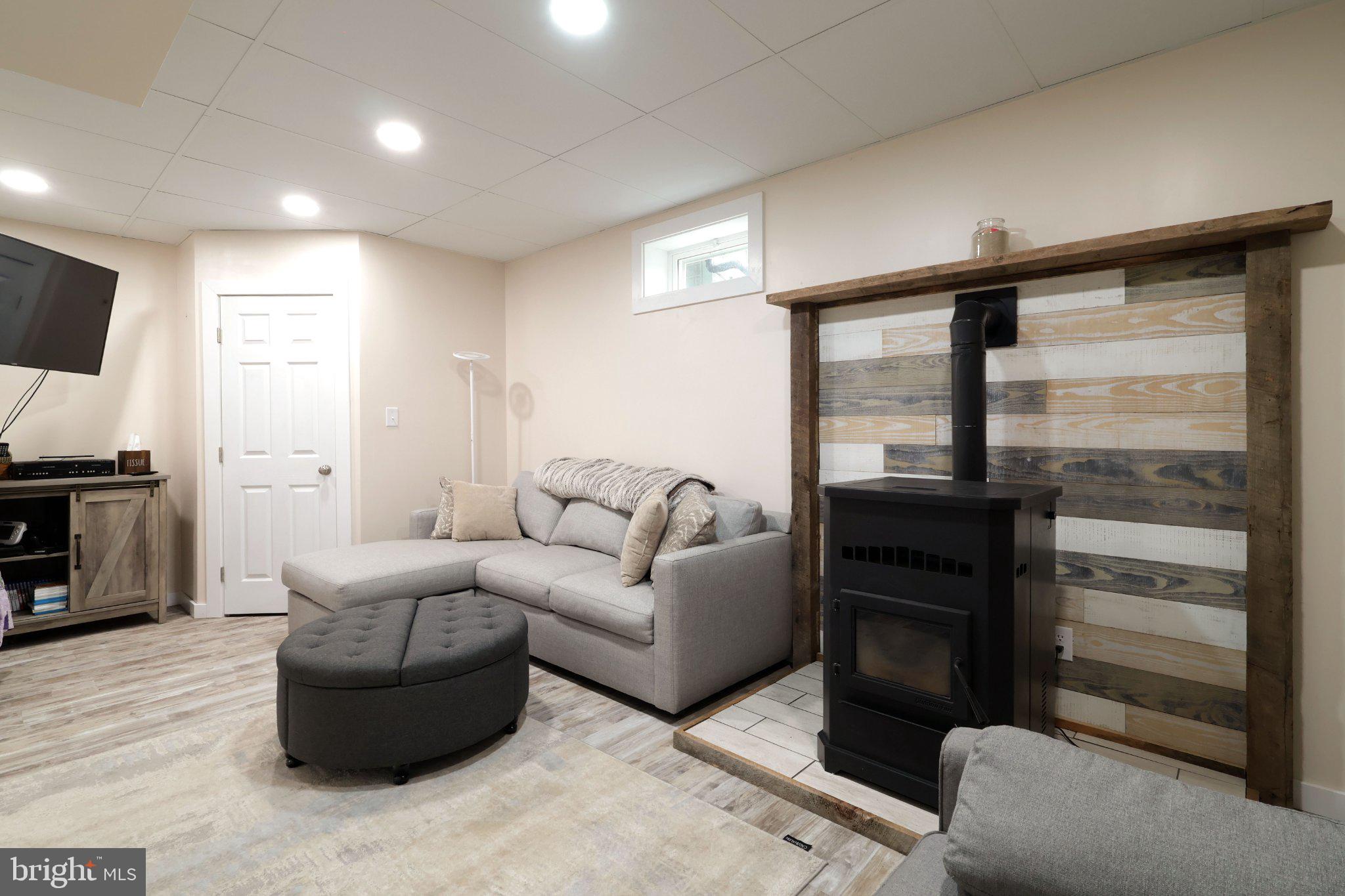 WALNUT RIDGE - Residential