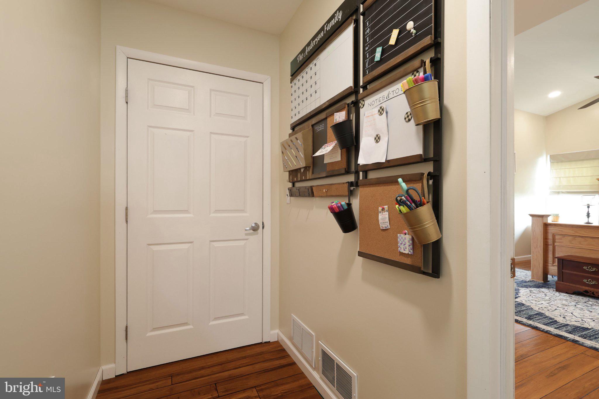 WALNUT RIDGE - Residential