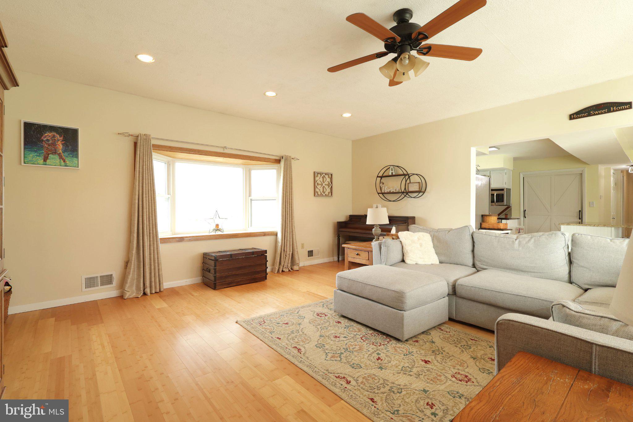 WALNUT RIDGE - Residential