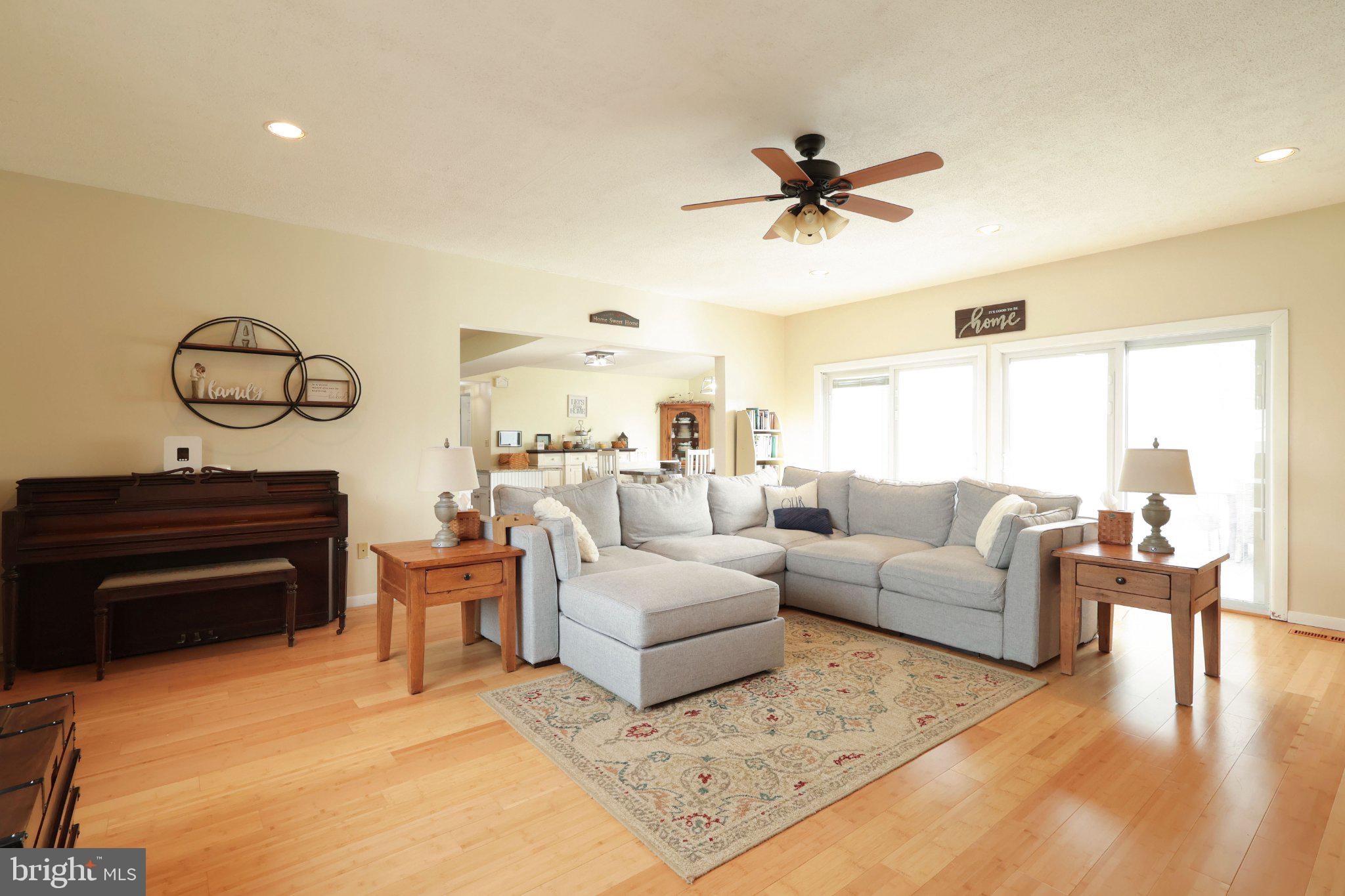 WALNUT RIDGE - Residential