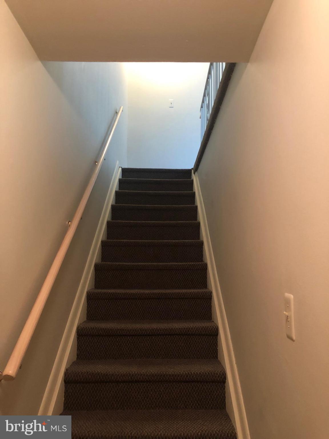 BERKSHIRE ESTATES - Residential Lease