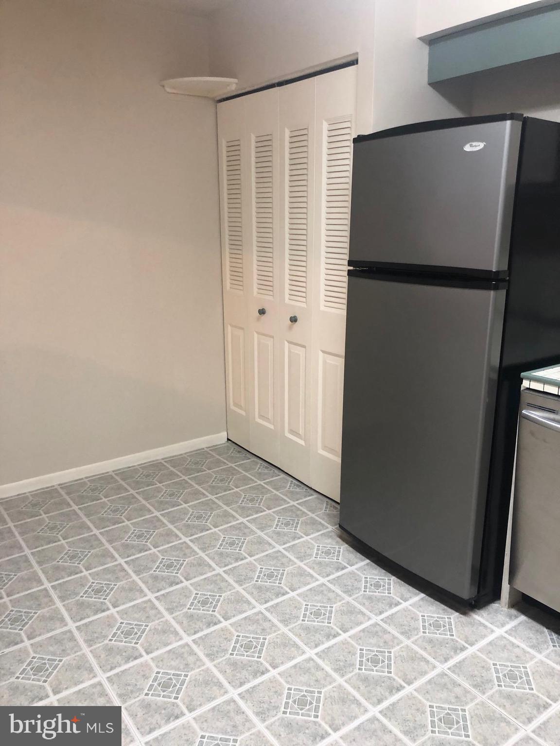 BERKSHIRE ESTATES - Residential Lease